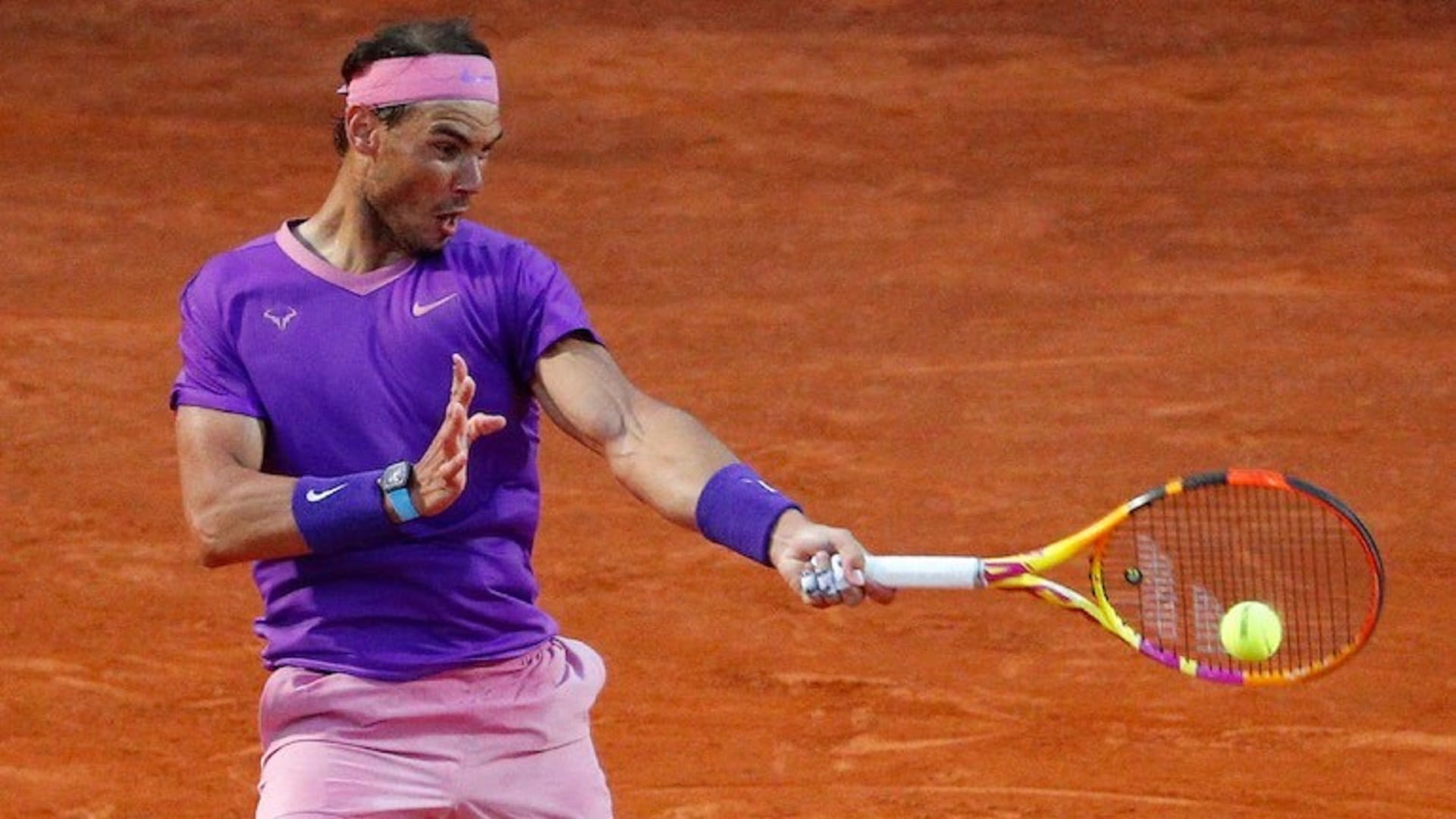 صورة بعنوان: الإسباني نادال يتأهل لنصف نهائي بطولة روما للتنس 