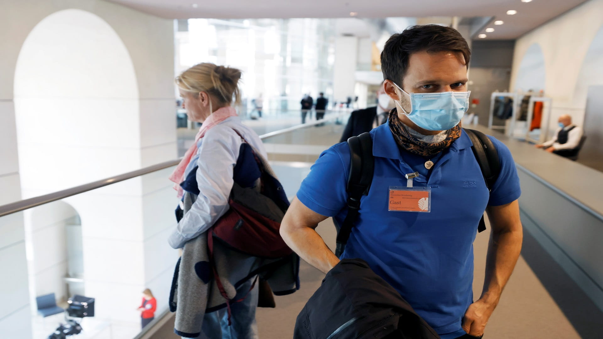 صورة بعنوان: إصابات كورونا في ألمانيا ترتفع 5412 لتصل إلى 3 ملايين و598846 حالة 