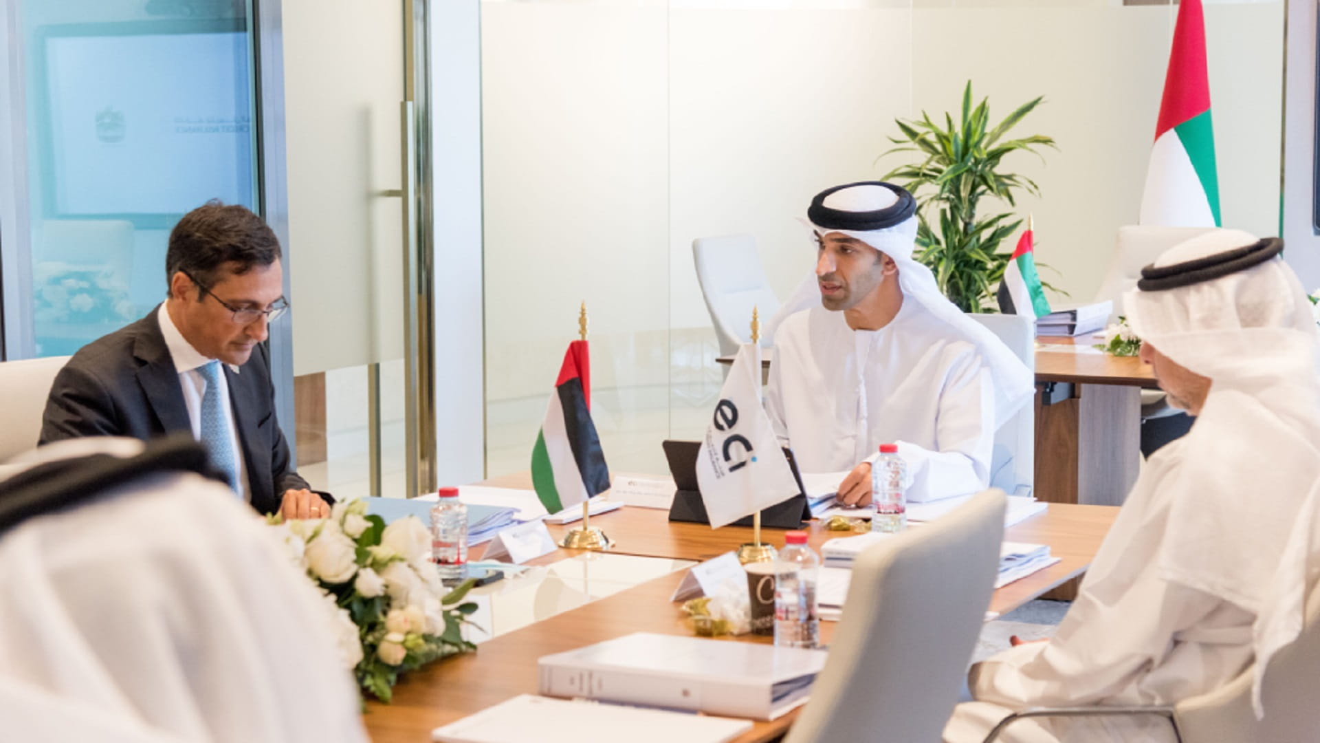 صورة بعنوان: الزيودي: "ائتمان الصادرات" تعزز تنافسية الشركات الإماراتية عالمياً 