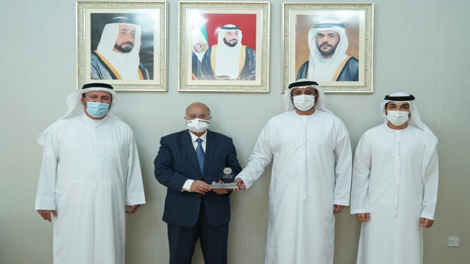 صورة بعنوان: "الشارقة الرياضي" يبحث تطوير رياضة الدراجات مع الاتحادات الخارجية 