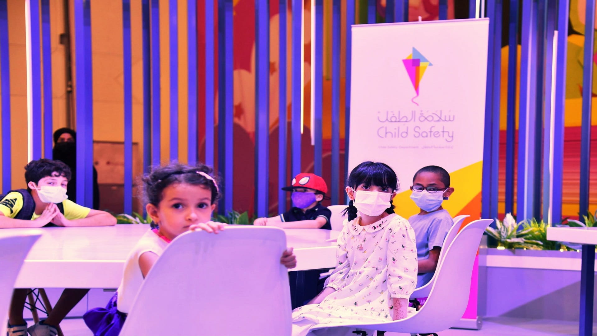 صورة بعنوان: "سلامة الطفل" تستعرض طرق الوقاية من الحوادث في "الشارقة القرائي" 