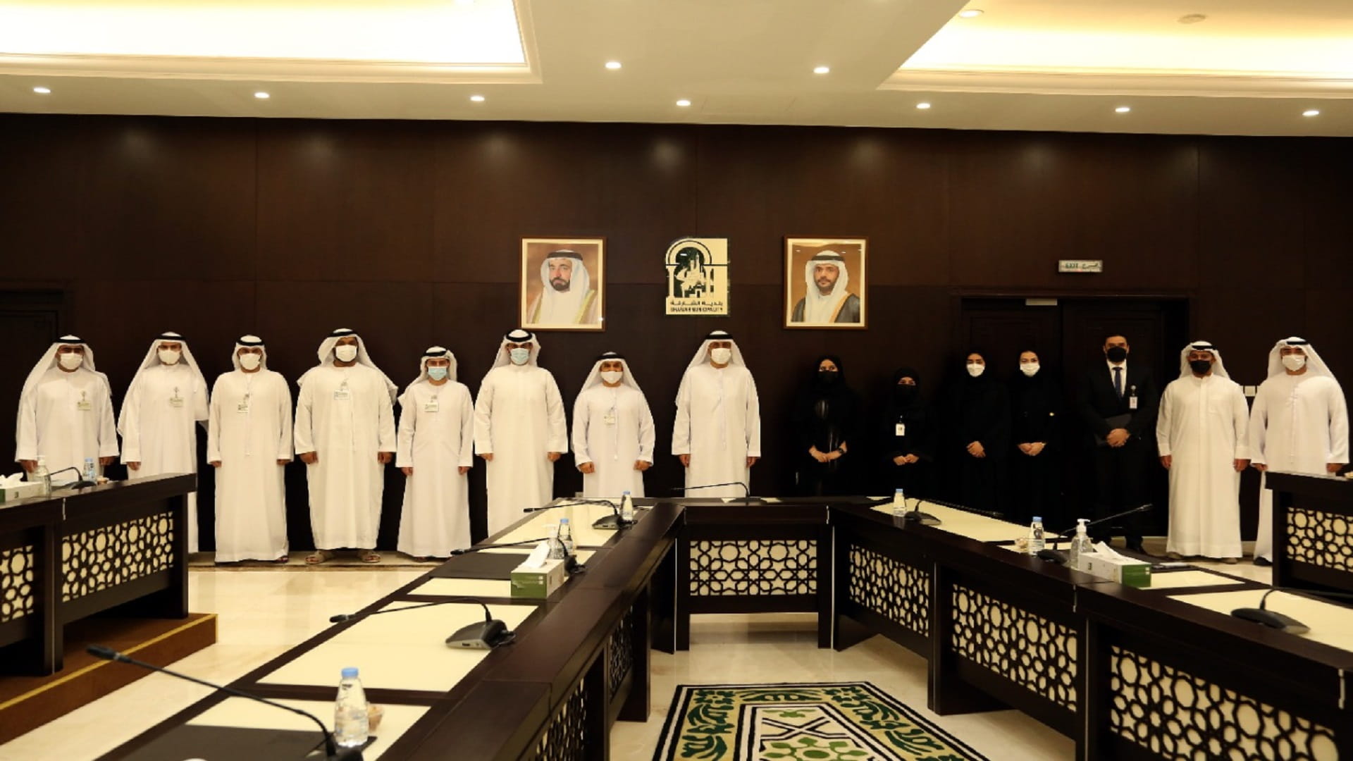 Image for the title: SM and SDAA sign a MOU to organise archives 