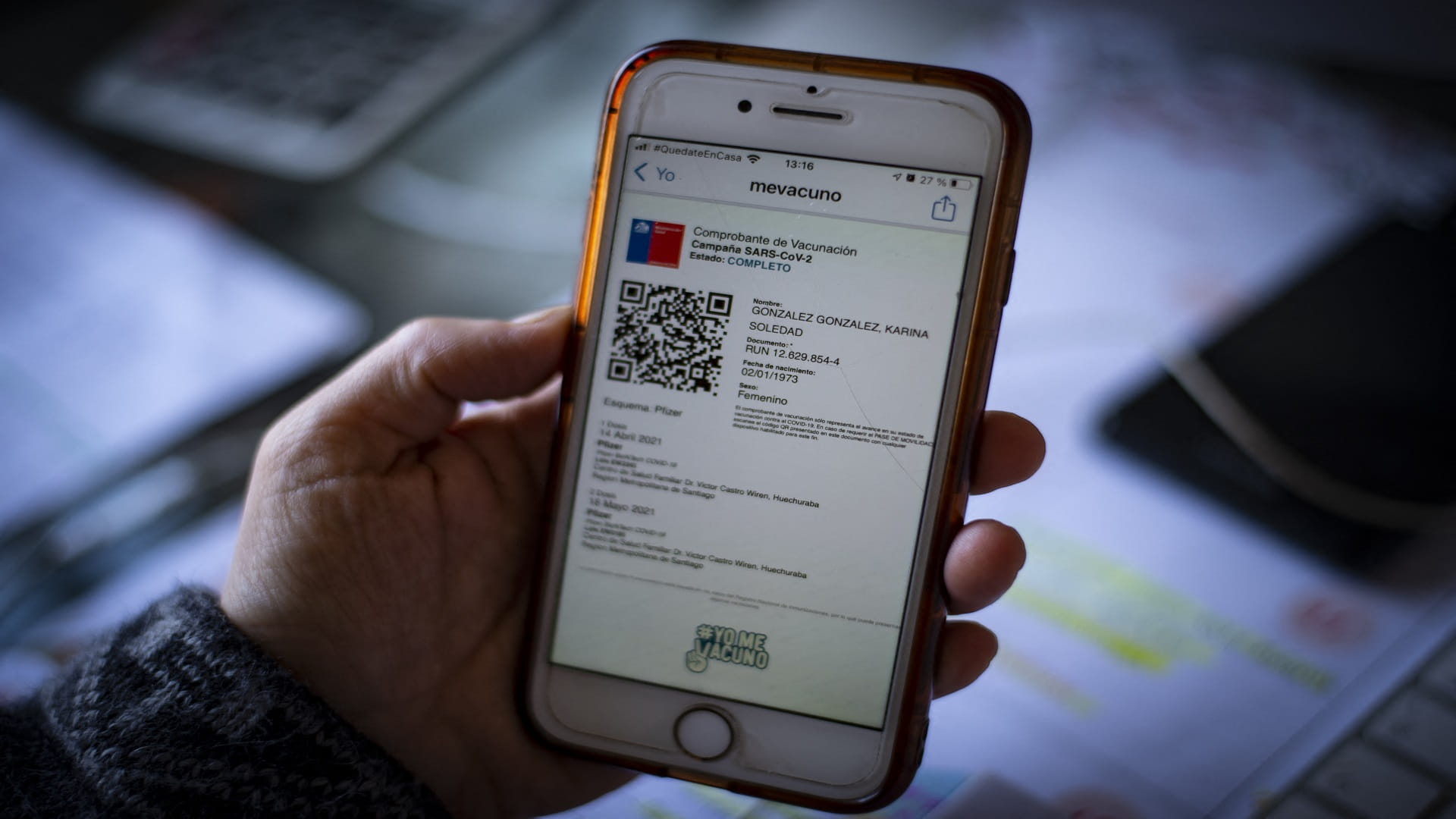 Image for the title: Chile rolls out mobility pass for the vaccinated 