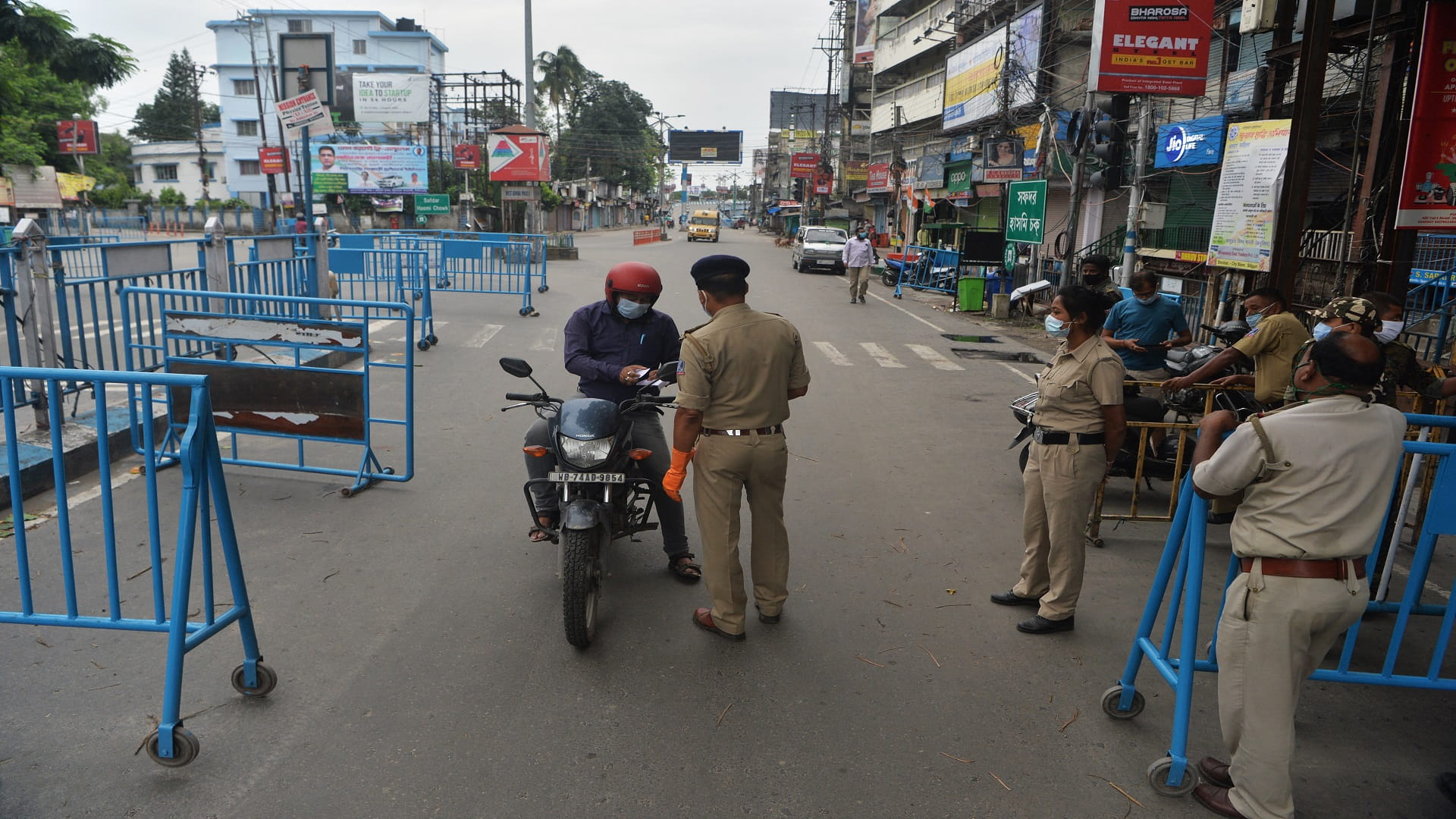 Image for the title: India extends anti-COVID-19 restrictions till June end 