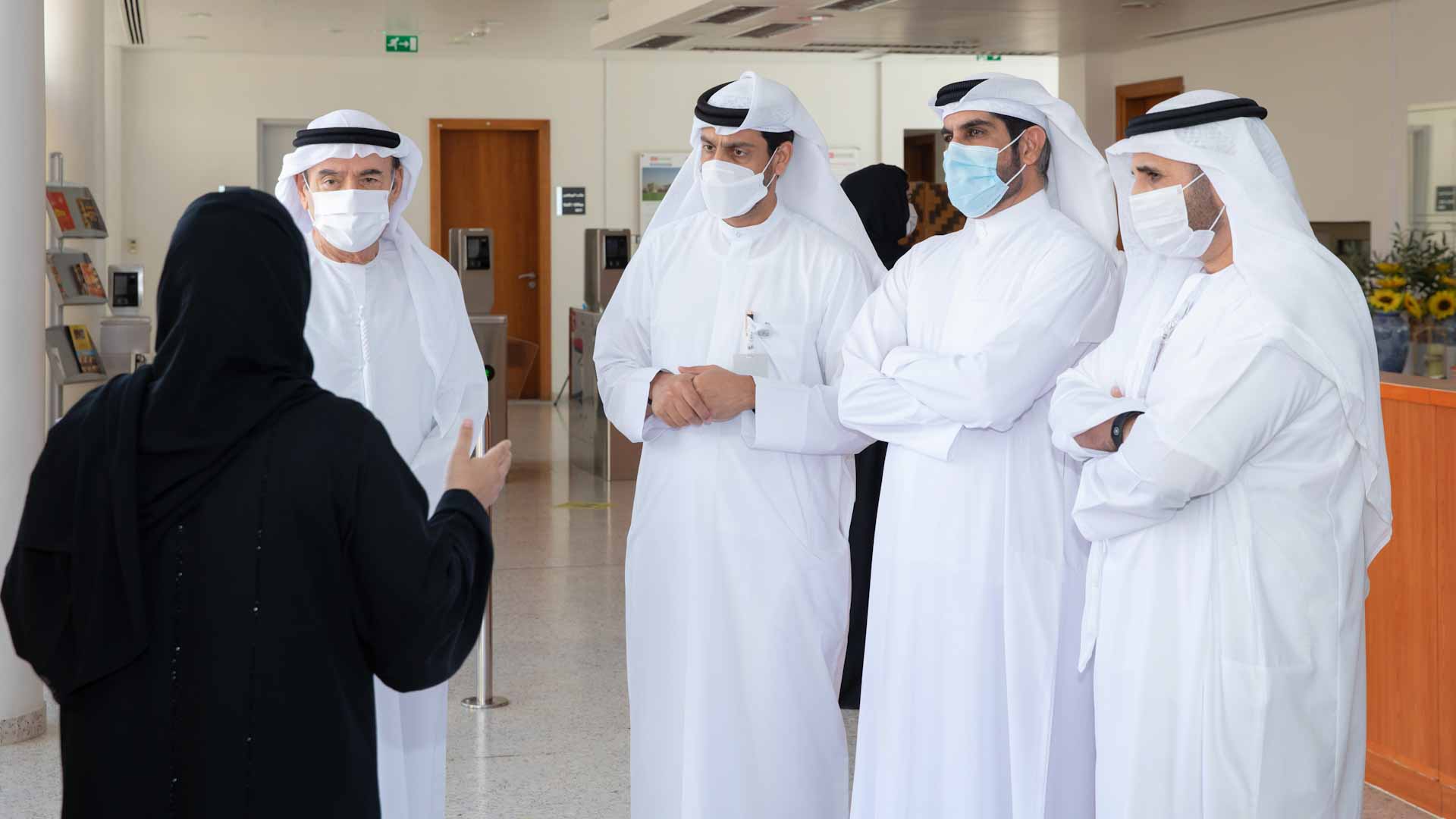 صورة بعنوان: زكي نسيبة يطّلع على جاهزية السكن الجامعي بجامعة الإمارات 