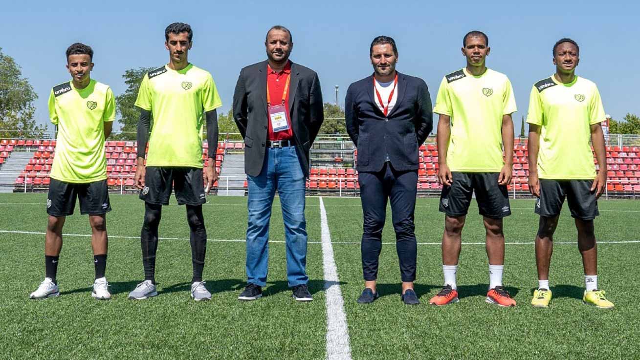 صورة بعنوان: الحزامي يلتقي لاعبينا الـ4 أثناء خوضهم فترة اختبار برايو فاليكانو 