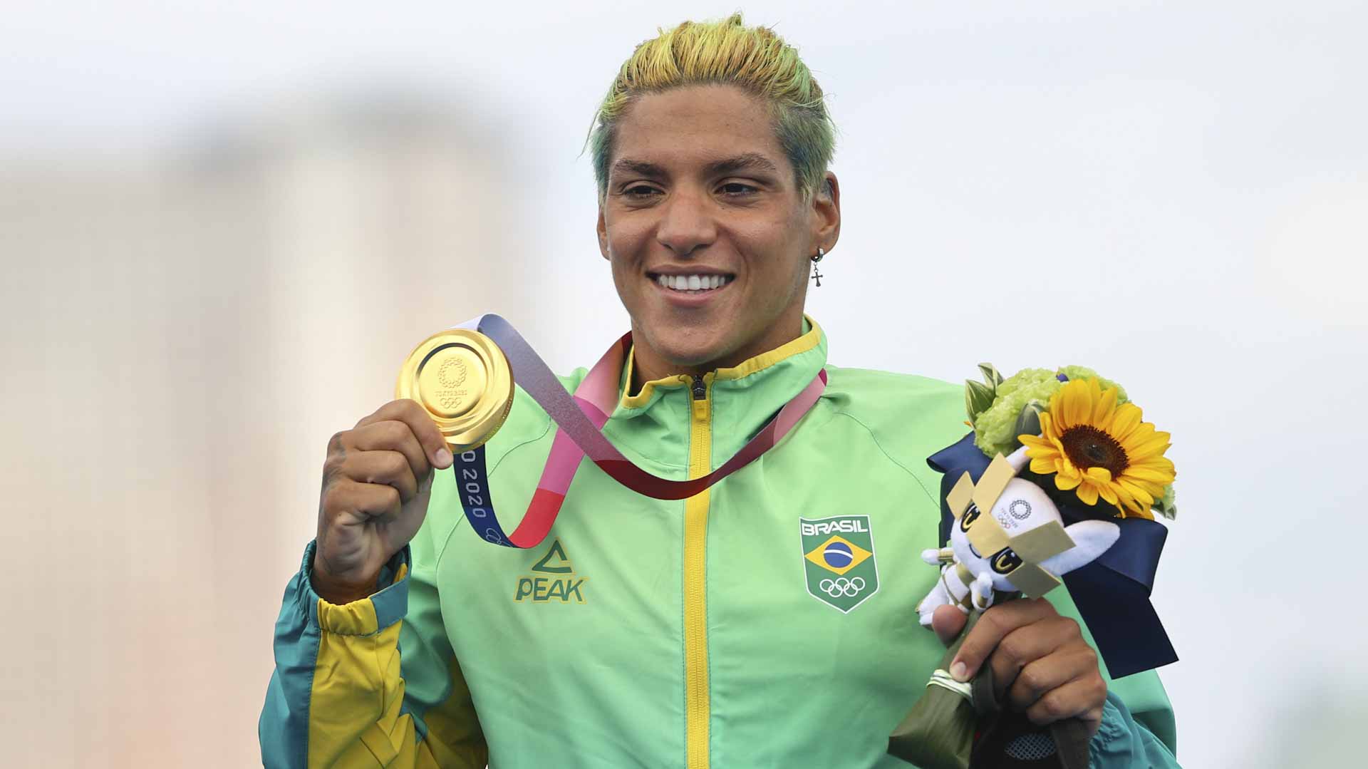 Image for the title: Brazil's Cunha wins Olympic gold in women's marathon swim 