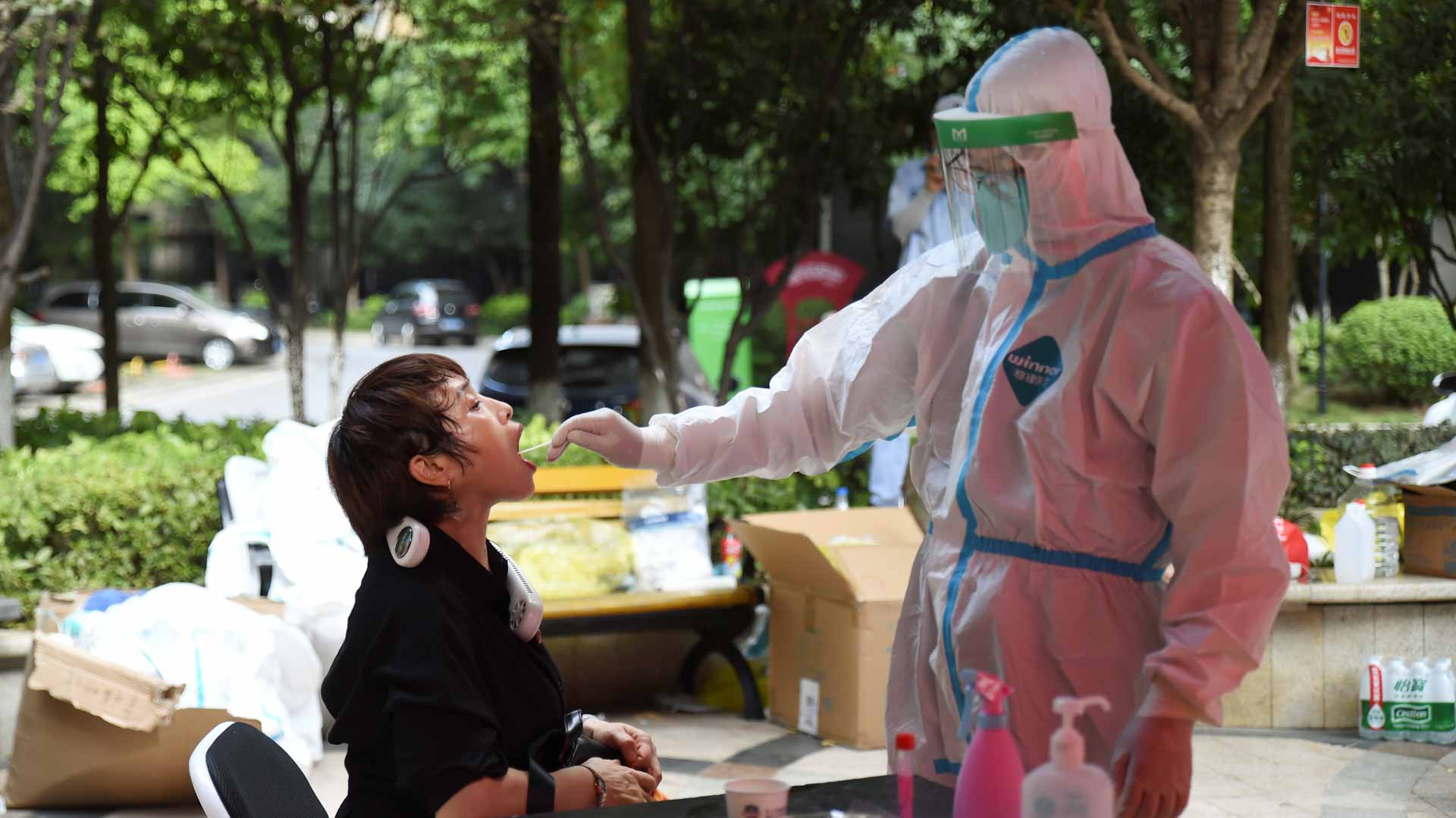 صورة بعنوان: الصين تسجل 85 إصابة جديدة بكورونا و54 بدون أعراض 