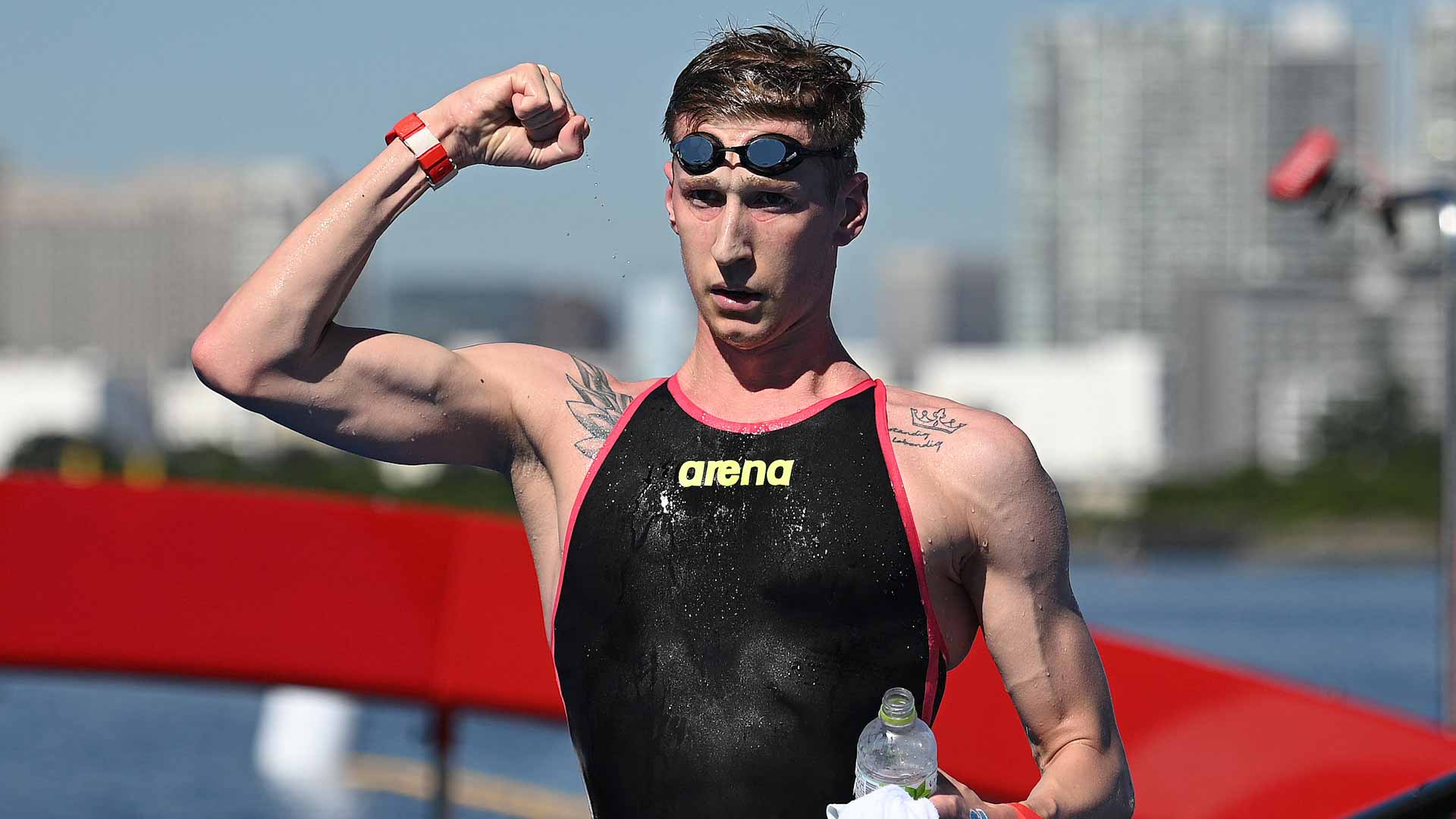 Image for the title: Germany's Wellbrock wins men's marathon swimming gold 