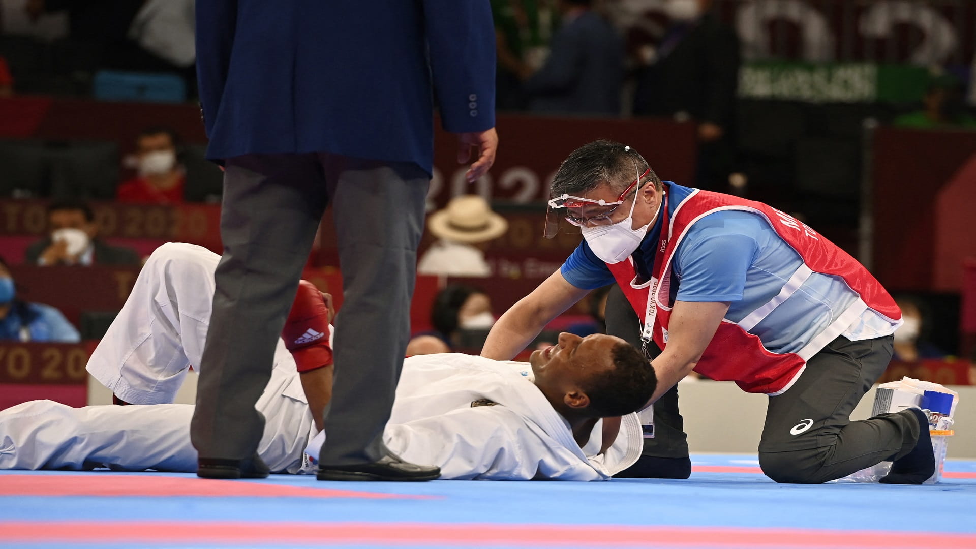 Image for the title: Olympics injury ends German Horne's gold medal hopes 