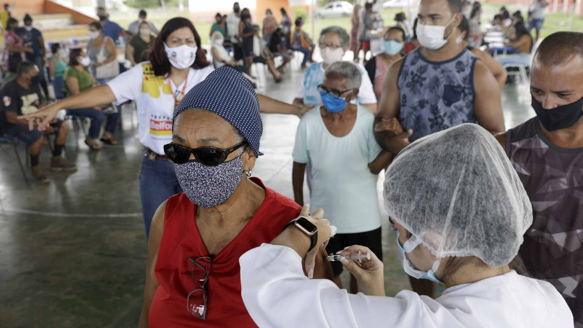 صورة بعنوان: البرازيل تسجل 42159 إصابة و1056 وفاة بـ "كوفيد-19"  