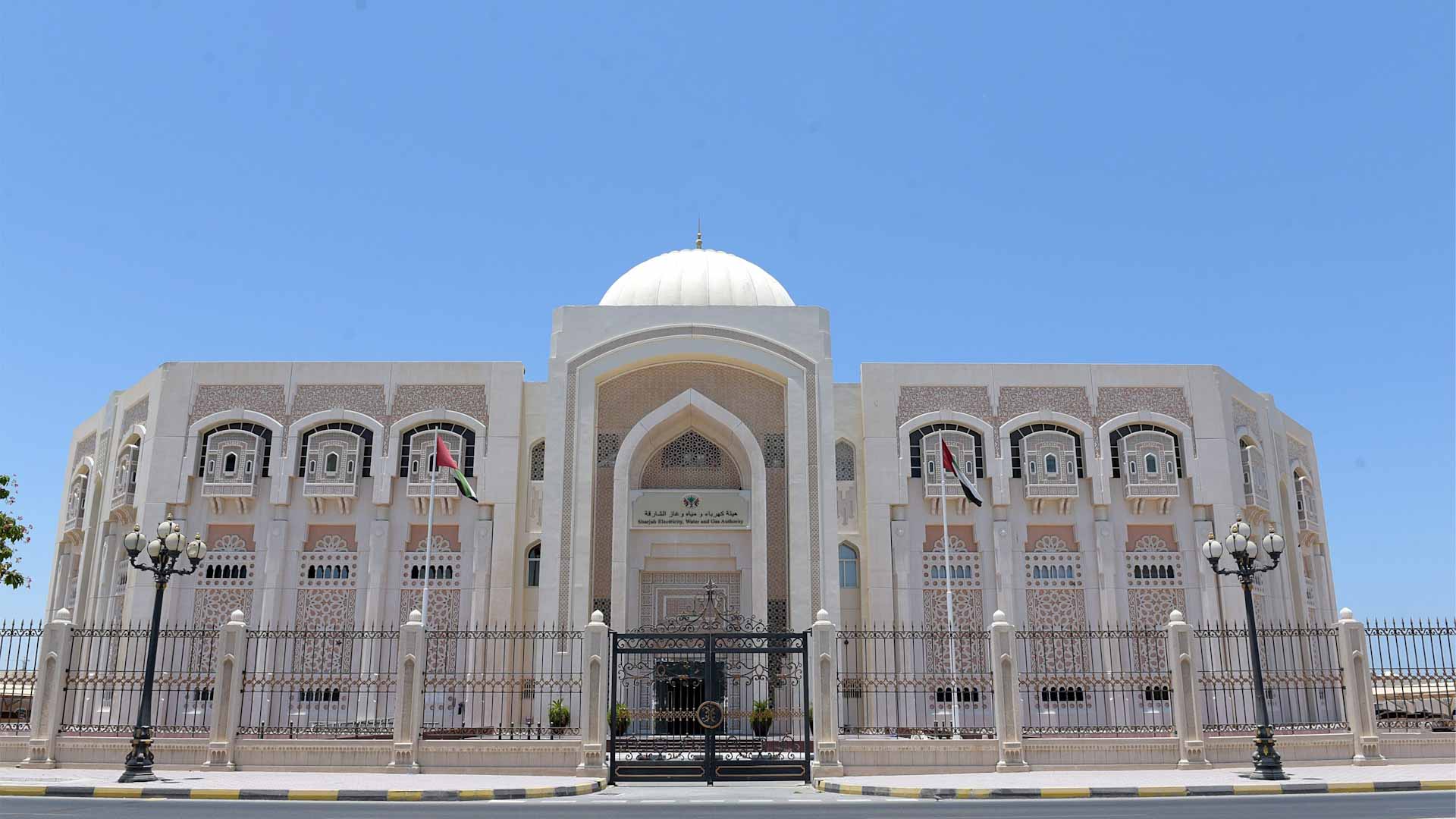 صورة بعنوان: كهرباء الشارقة تُدرب 68 من طلاب الجامعات خلال النصف الأول من 2021 