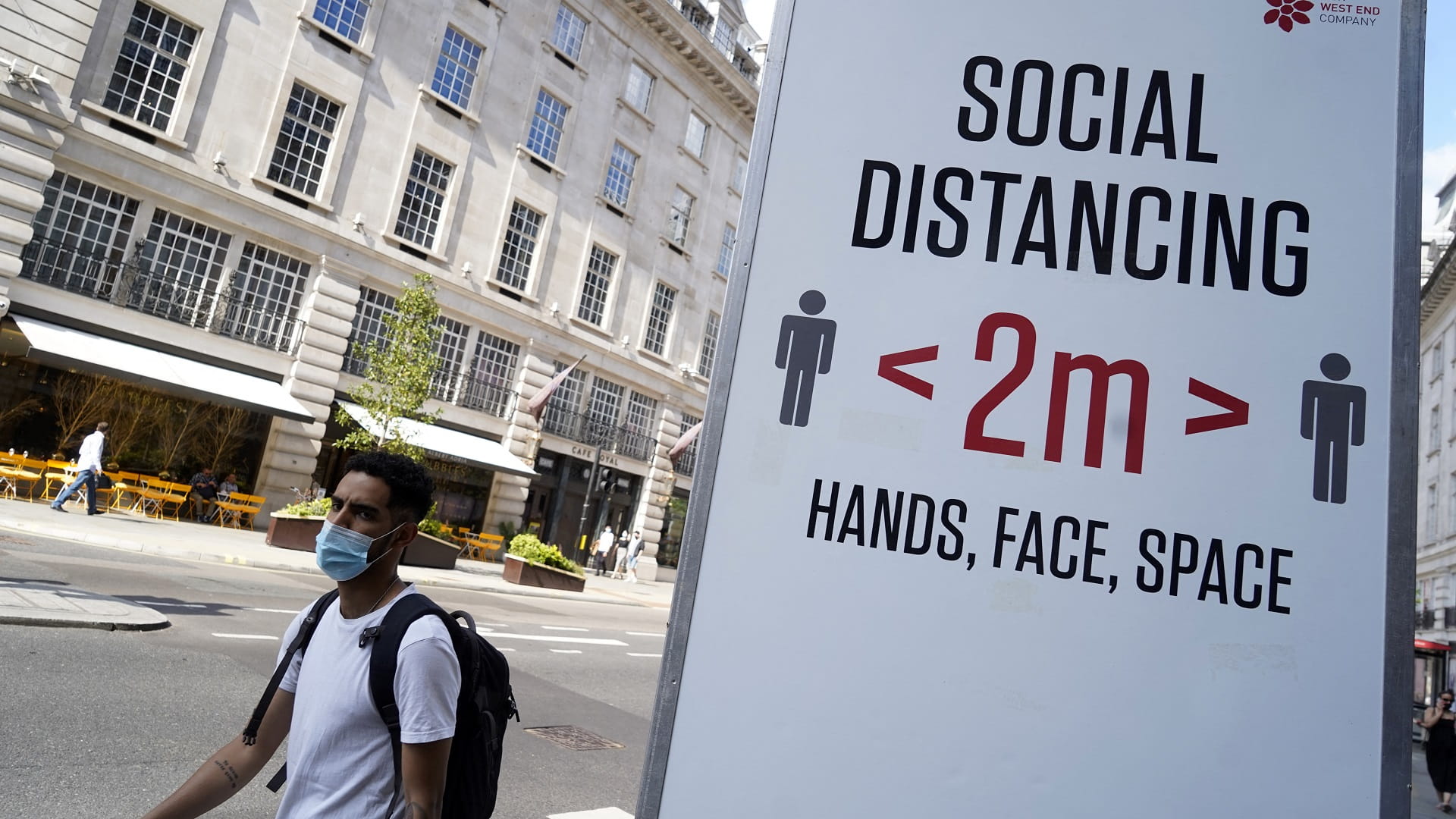 Image for the title: Britain reports 27,429 new COVID-19 cases, 39 deaths 