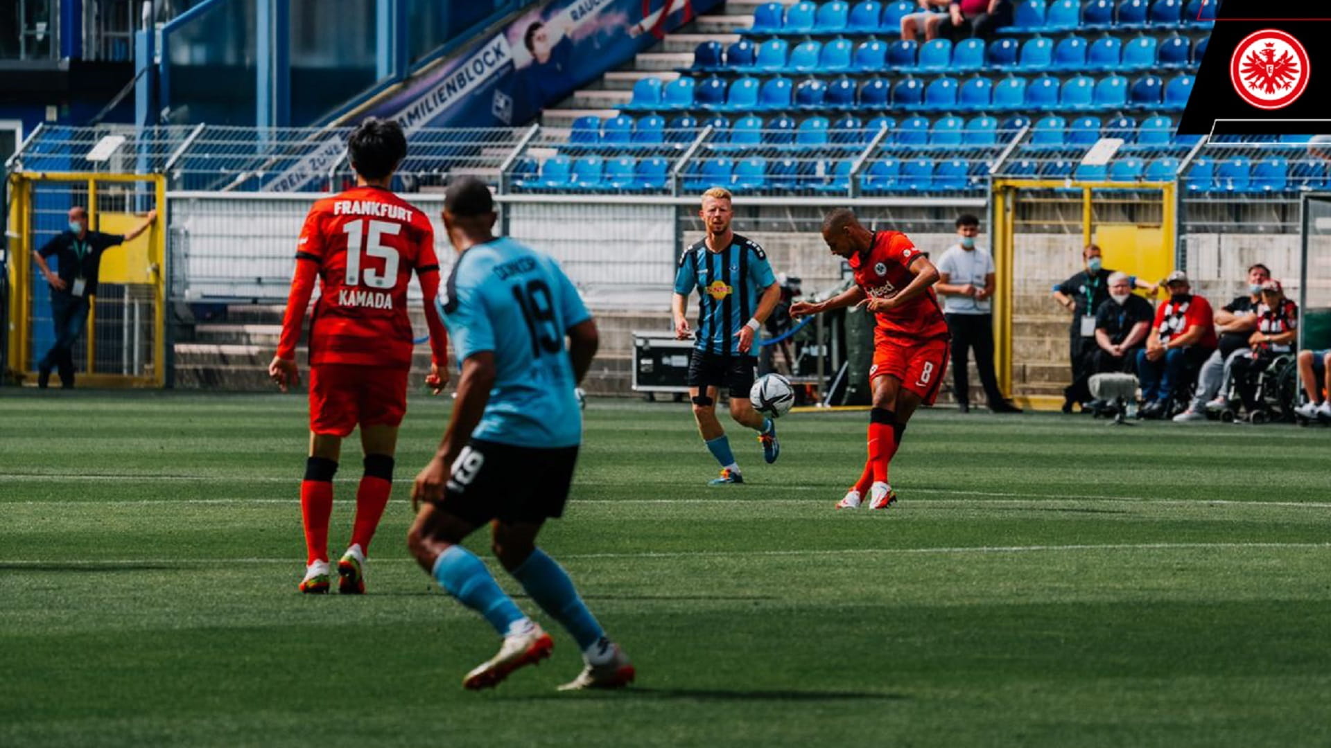 صورة بعنوان: نادي آيتراخت فرانكفورت يودع مبكراً بطولة كأس ألمانيا 