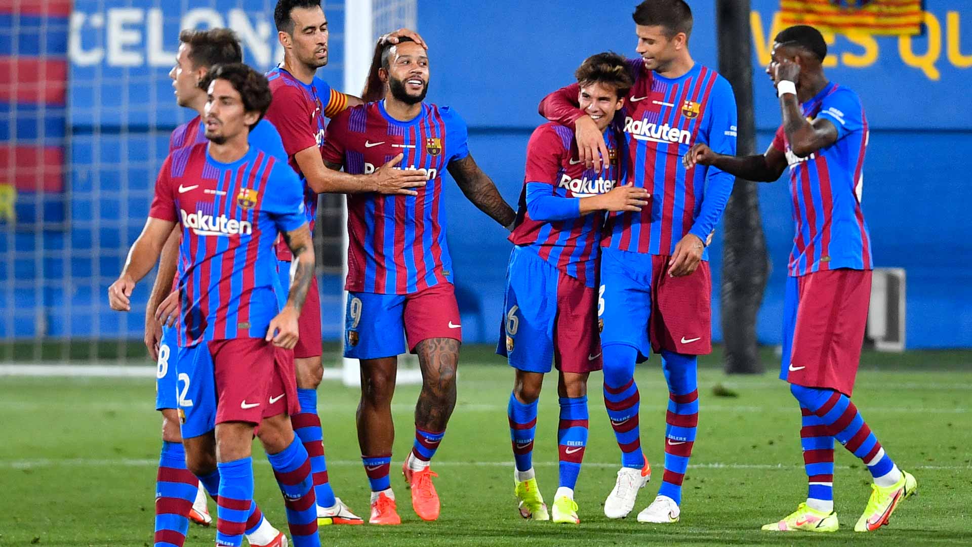 صورة بعنوان: برشلونة يتوج ببطولة كأس جوهان جامبر الودية  
