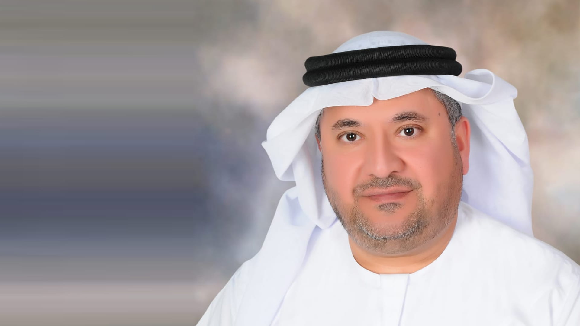 صورة بعنوان: ماجد الجنيد: سلطان بن أحمد نموذج للتميز والإخلاص 