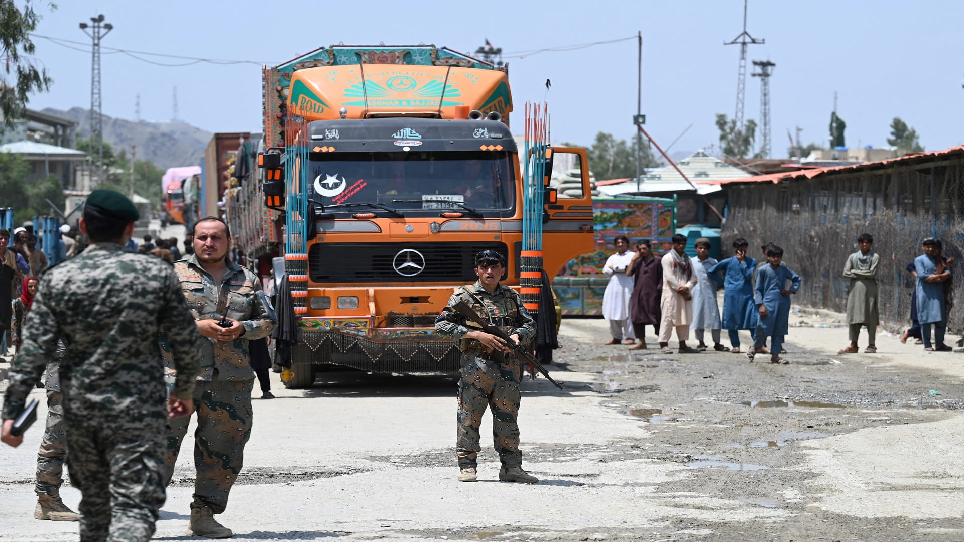 Image for the title: Northern Afghan city of Mazar-i-Sharif falls to Taliban 