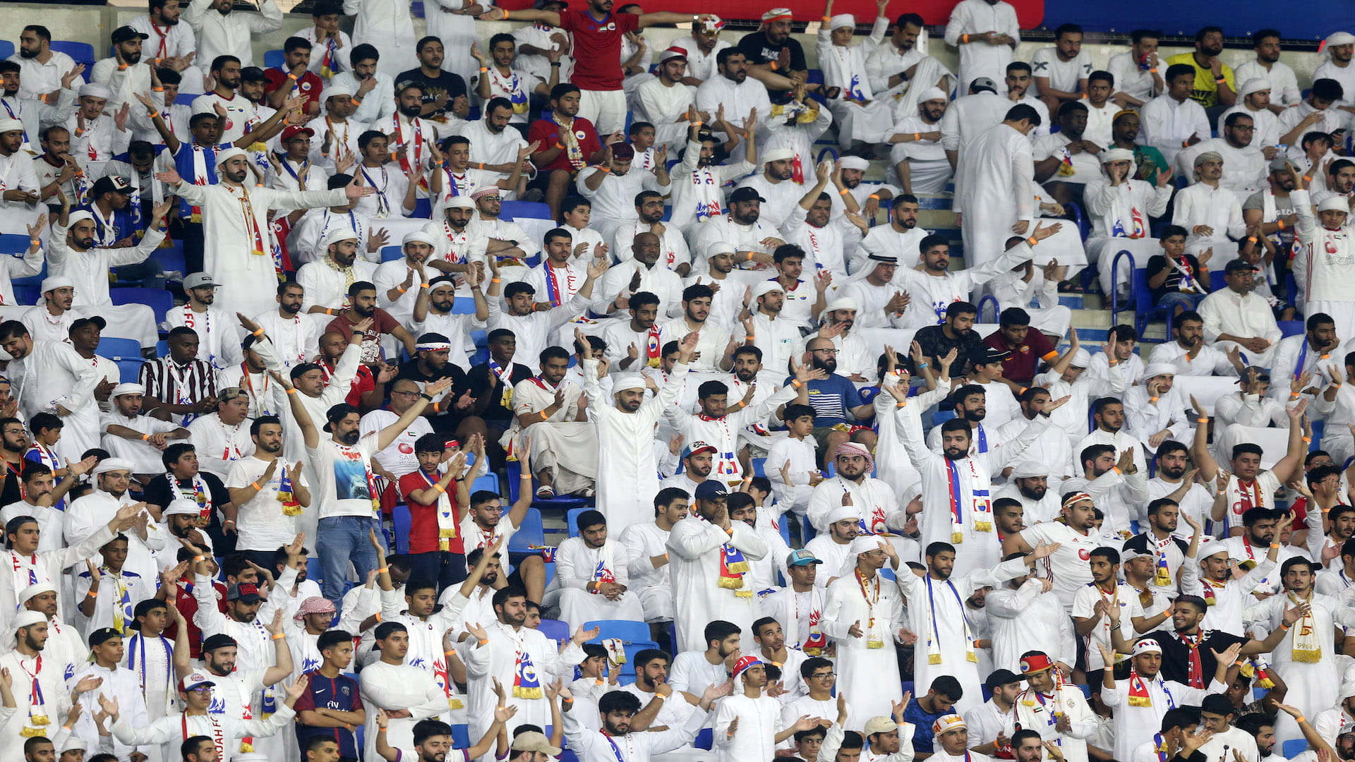 صورة بعنوان: رابطة المحترفين الإماراتية تسمح للجماهير بحضور المباريات بنسبة 60% 