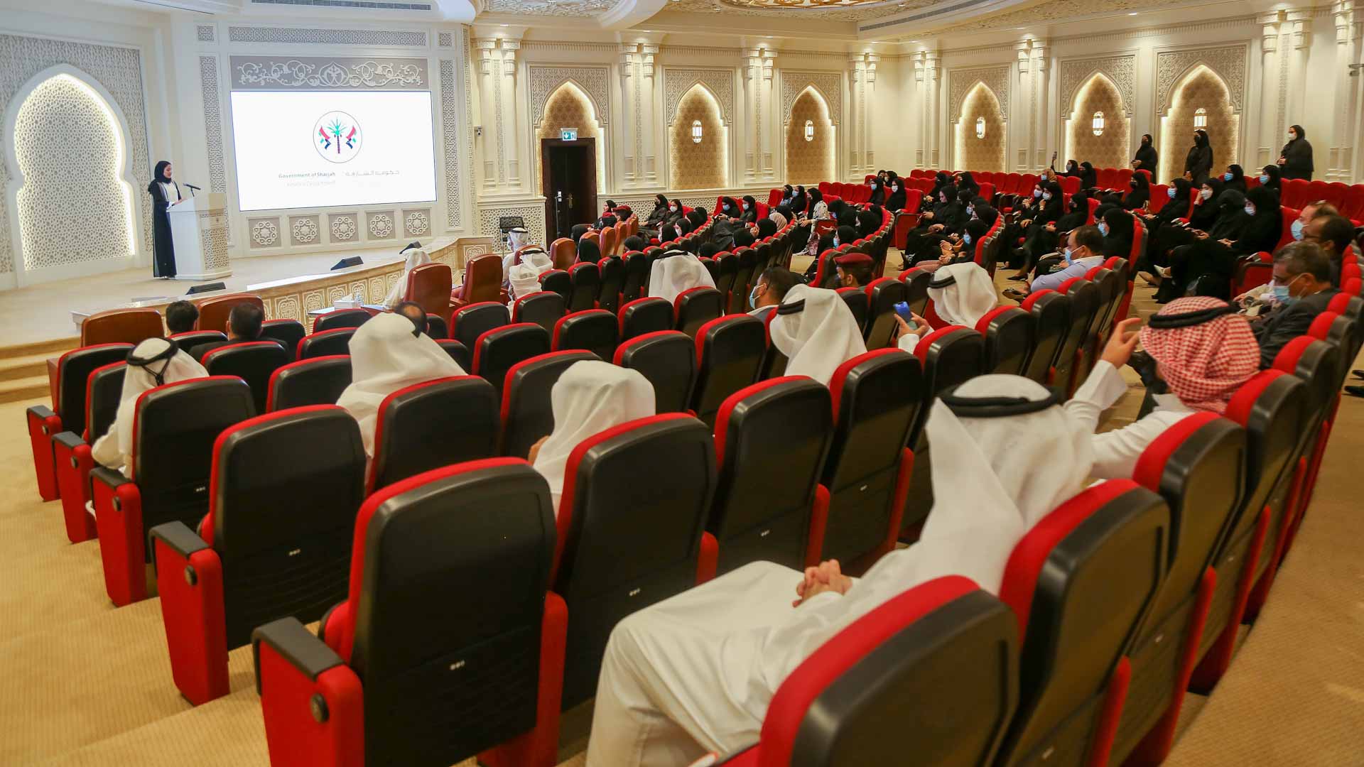 صورة بعنوان: "مالية الشارقة" تطلق الدورة الـ 5 من جائزة الأداء المالي المتميّز 