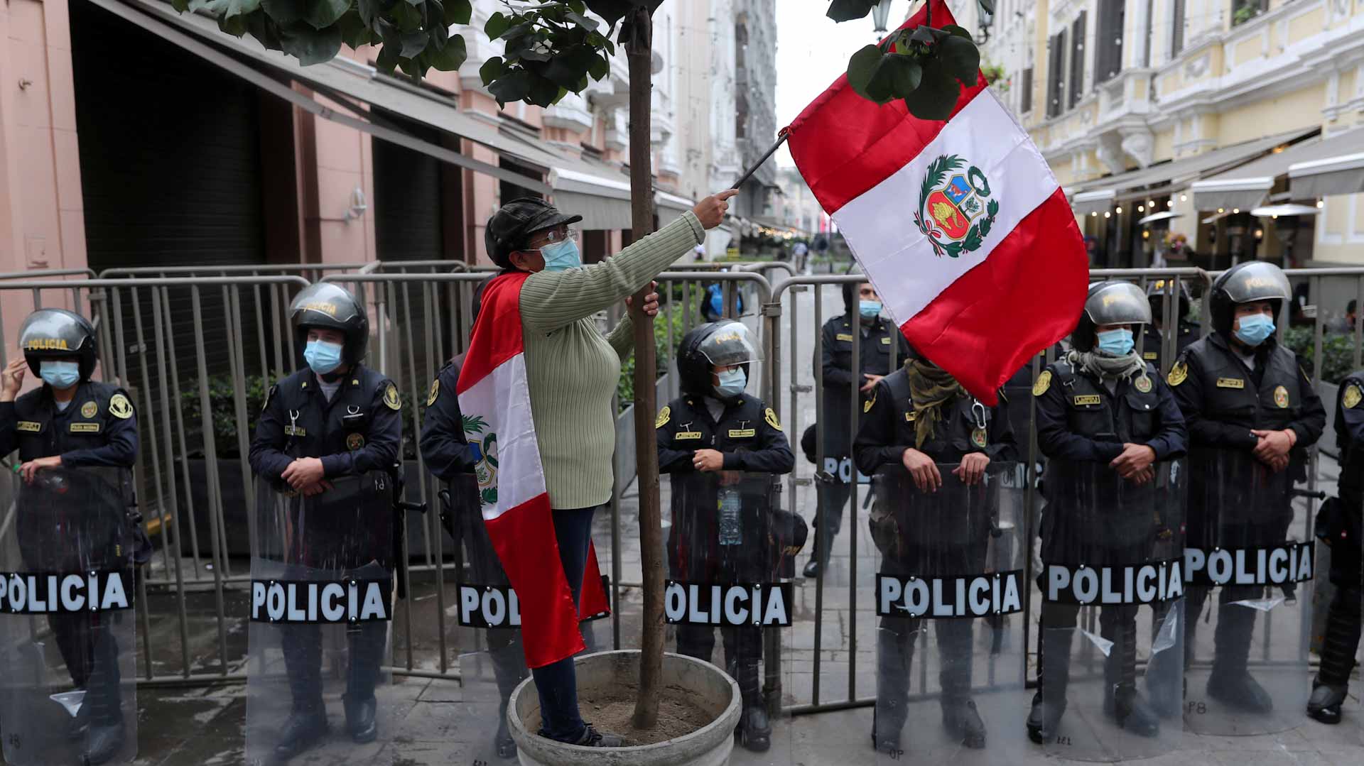 Image for the title: Peru foreign minister resigns after less than three weeks 