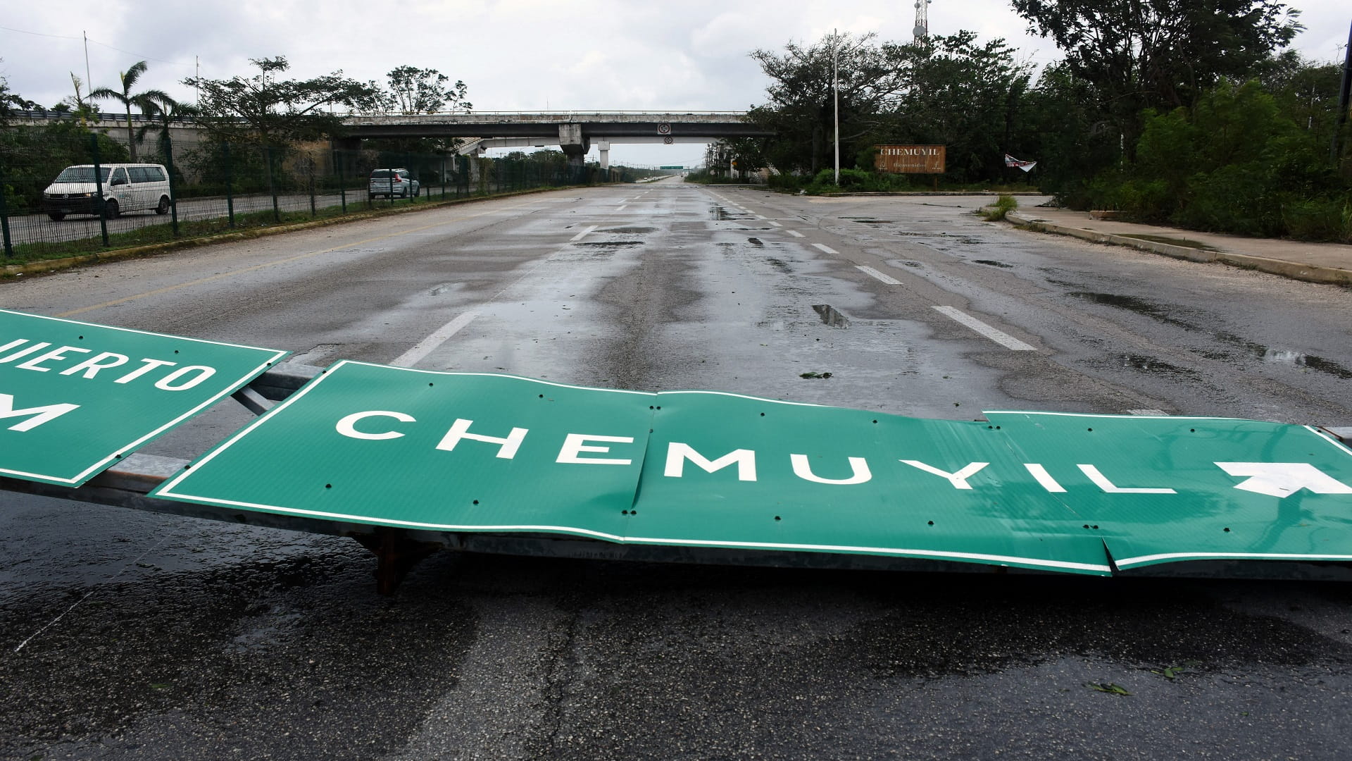 Image for the title: Grace weakens to tropical storm after lashing Mexican Caribbean 
