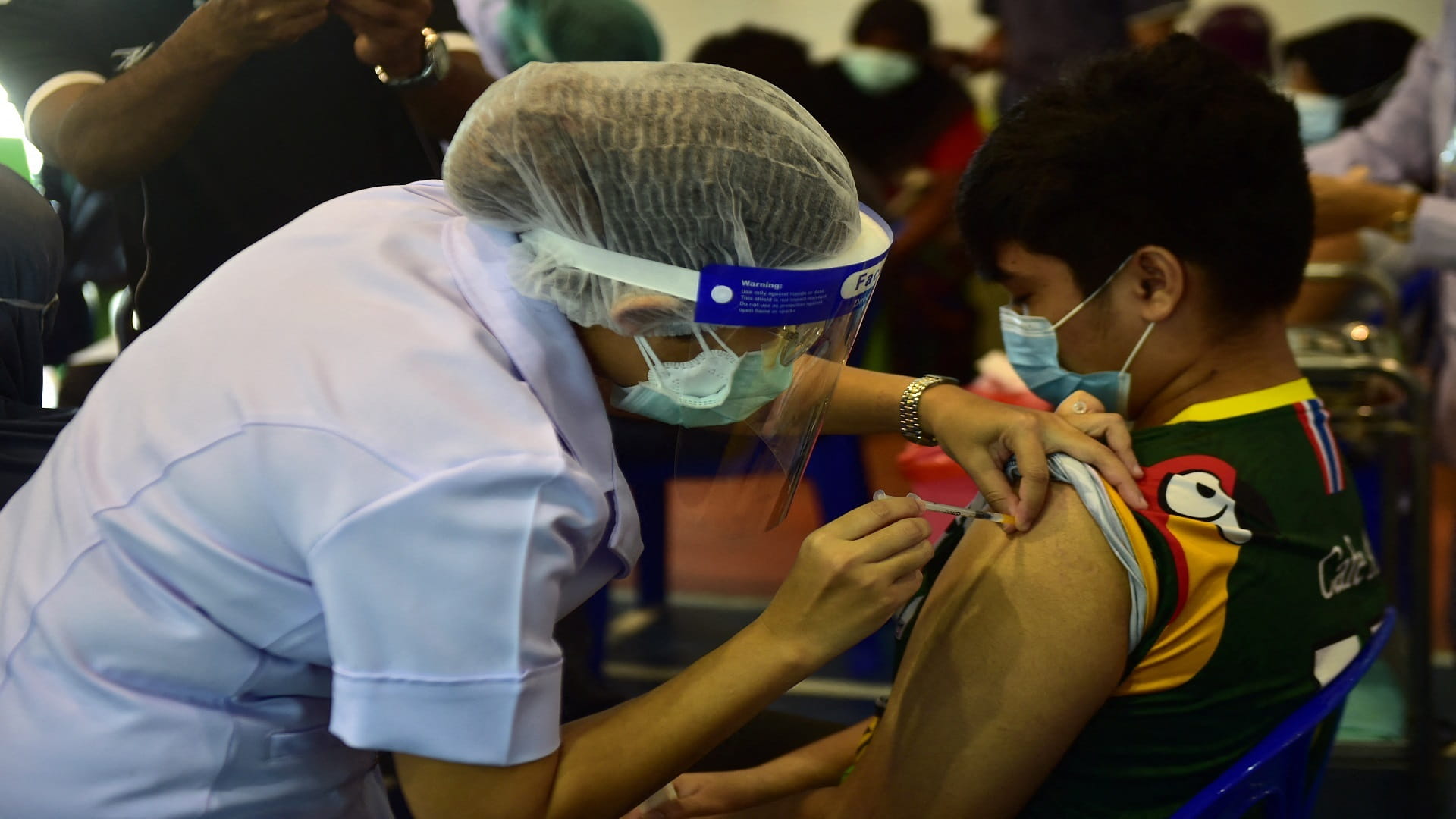 Image for the title: Thailand reaches 1 million COVID-19 cases 