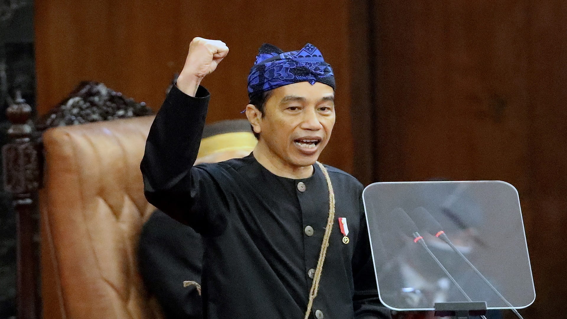 Image for the title: Indonesia to allow restaurants, shops to reopen in Jakarta 