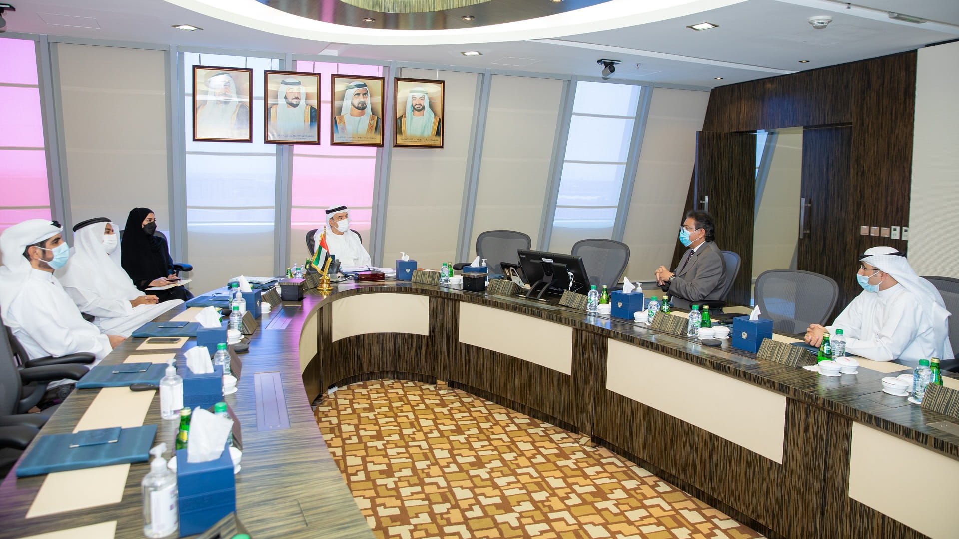 Image for the title: Nusseibeh congratulates UAEU's CETL on Blackboard Catalyst Award 