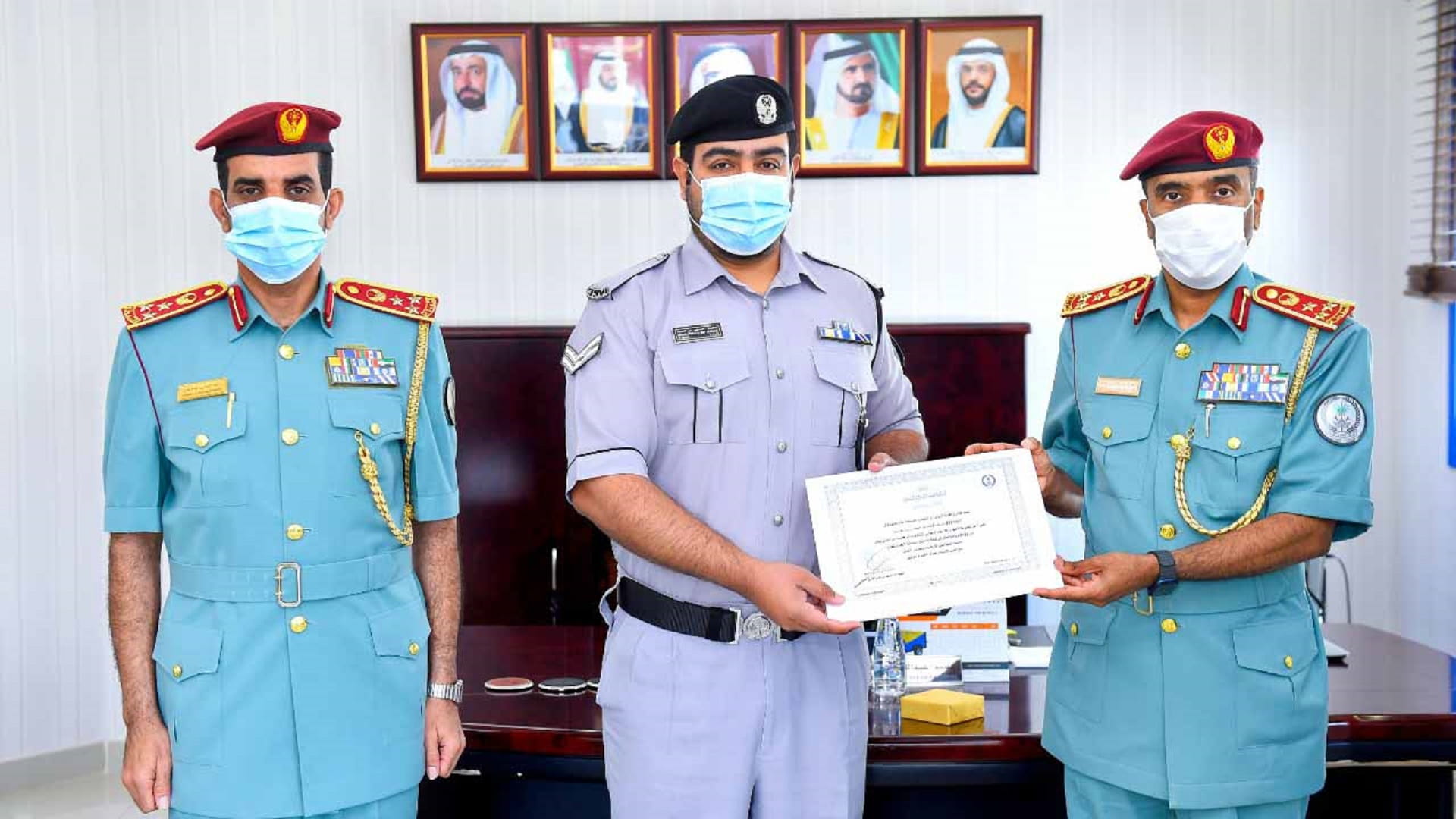 Image for the title: SP honours outstanding employee for his great contribution 