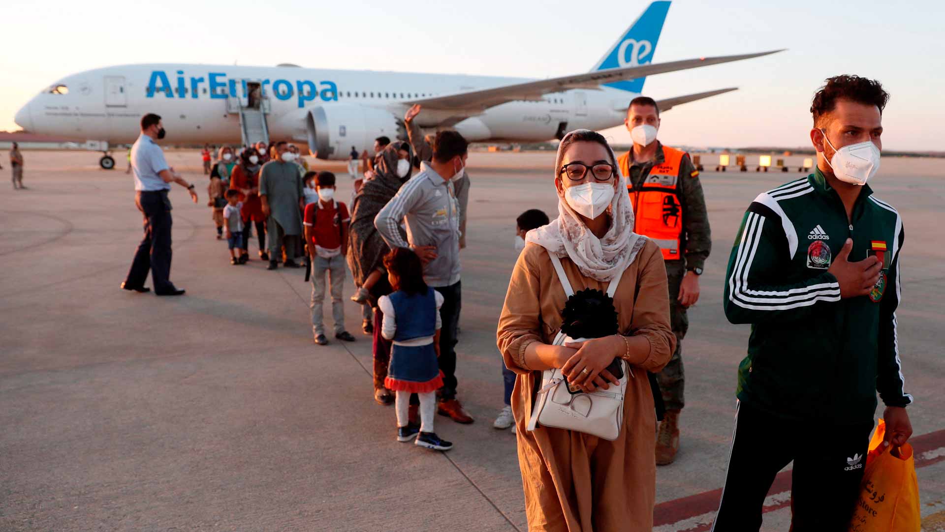 Image for the title: Britain says it evacuated more than 5,700 from Afghanistan 
