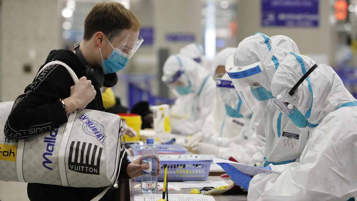 صورة بعنوان: روسيا تسجل 809 وفيات و19536 ألف إصابة جديدة بكورونا 