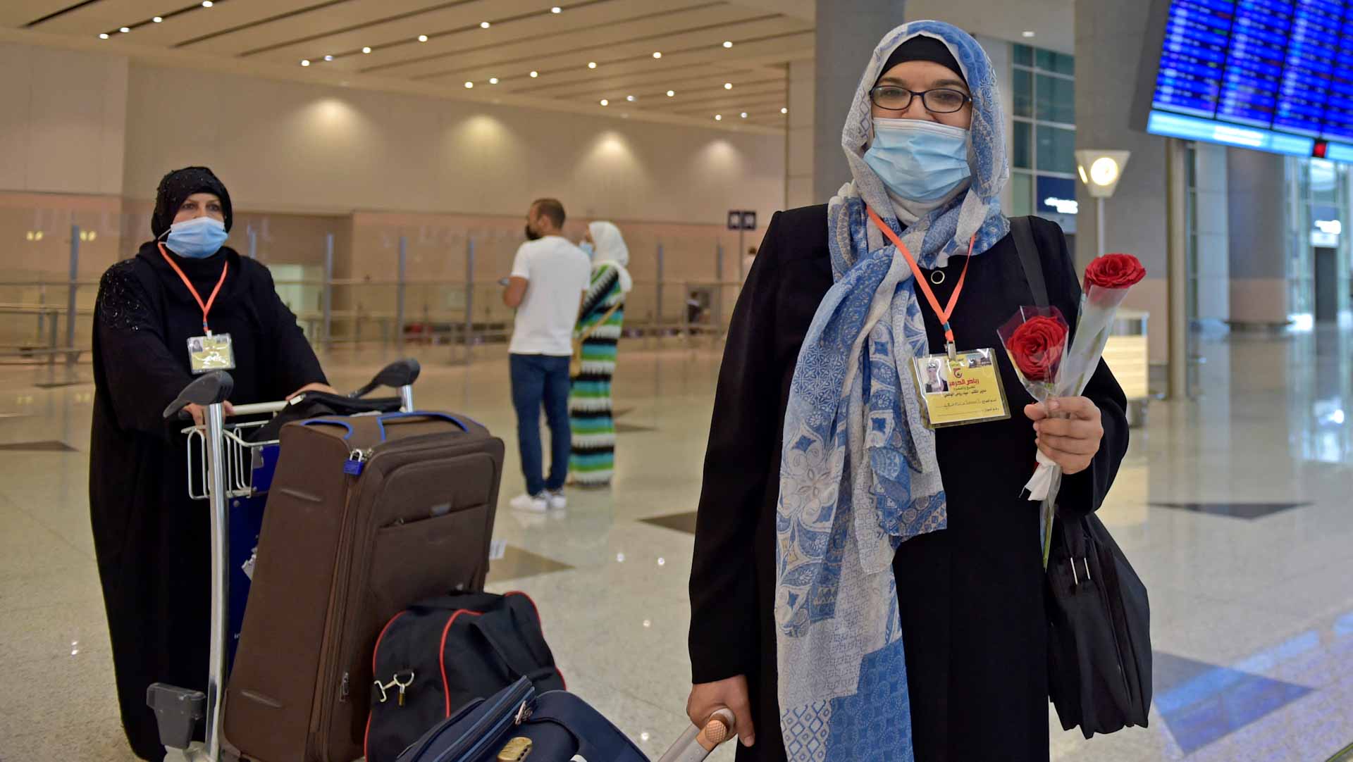 صورة بعنوان: السعودية تضيف 8 وفيات و321 إصابة لحصيلة ضحايا الجائحة 