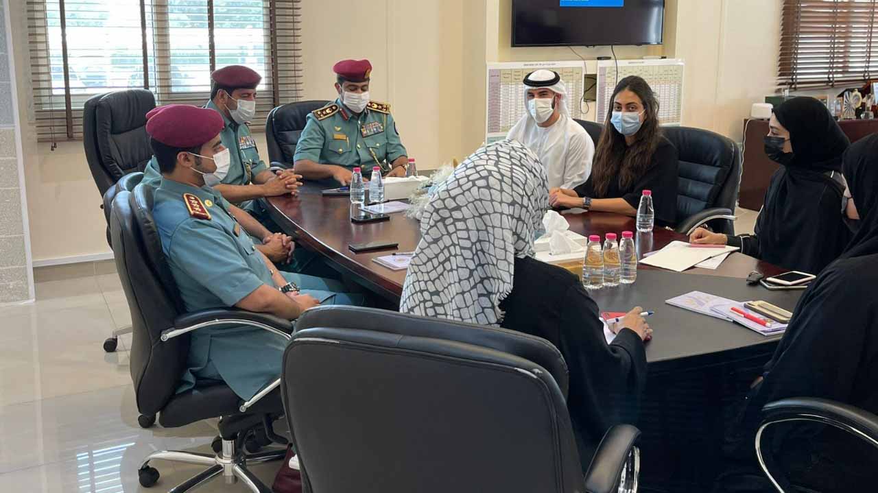 صورة بعنوان: شرطة الشارقة تناقش سبل استحداث نظام للمخالفات البيئية 
