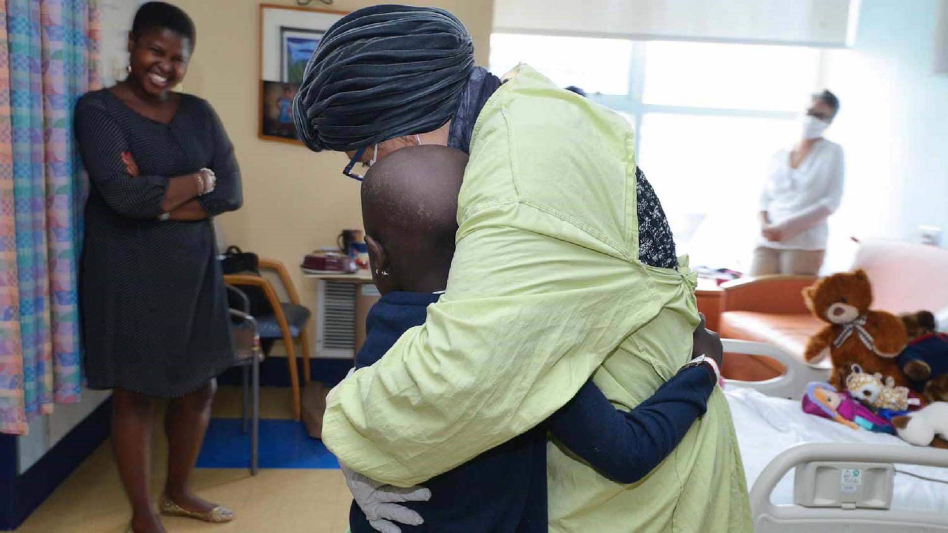 Image for the title: UNHCR honours Jawaher Al Qasimi’s humanitarian leadership 