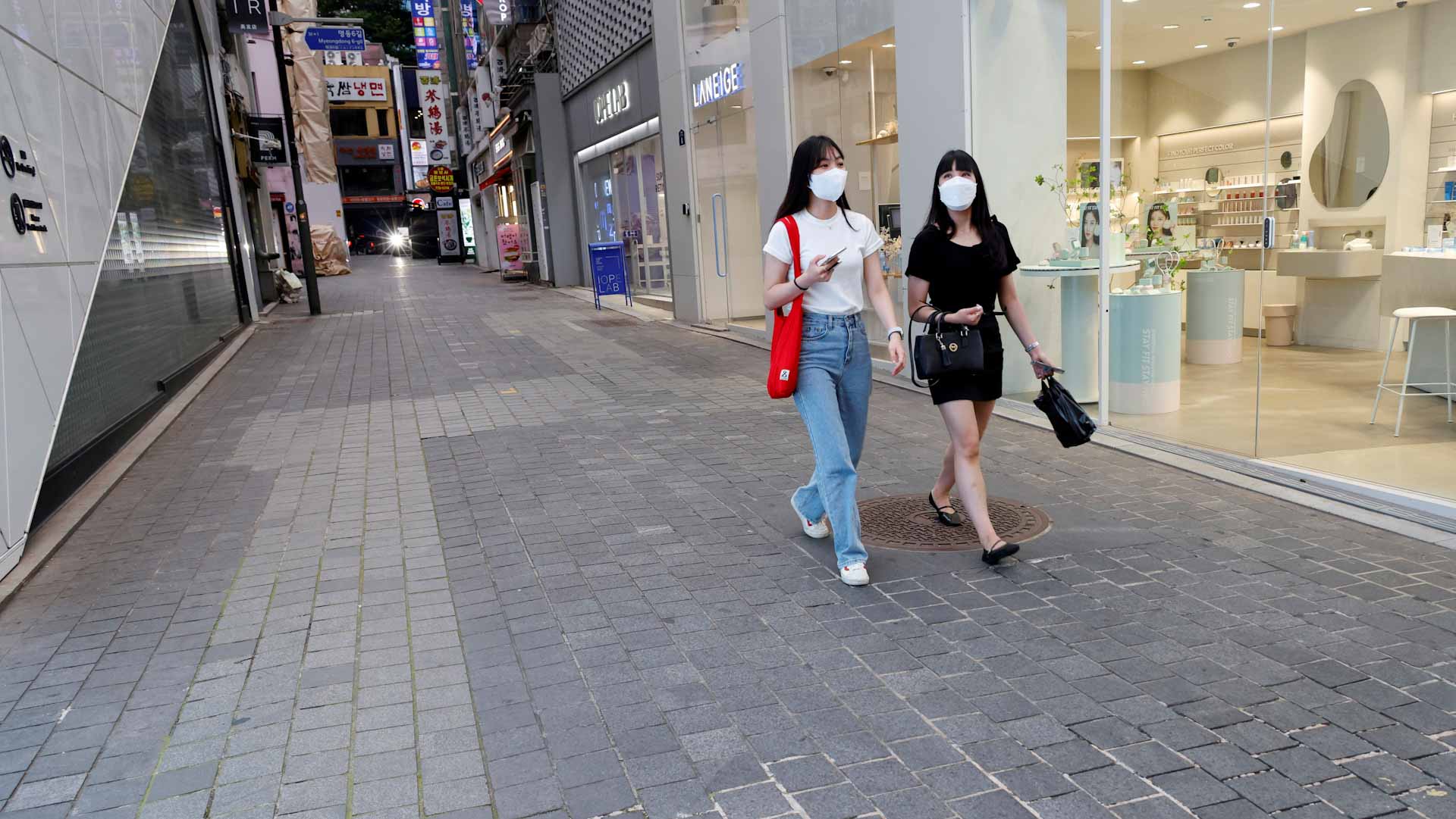 صورة بعنوان: كوريا الجنوبية تسجل 1,793 إصابة جديدة بفيروس كورونا و11وفاة 