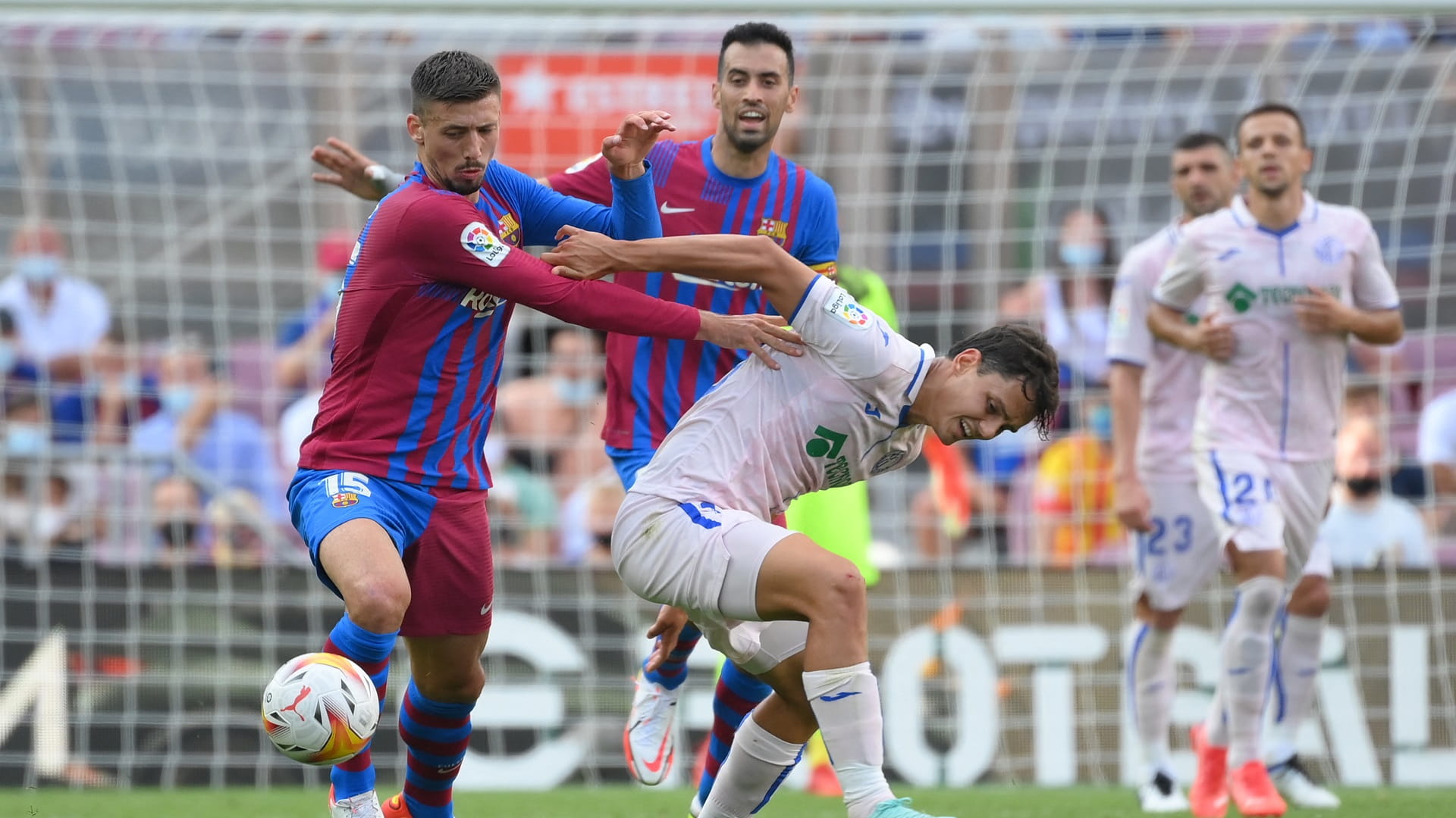 صورة بعنوان: برشلونة ينجو من فخ خيتافي في الدوري الإسباني لكرة القدم 