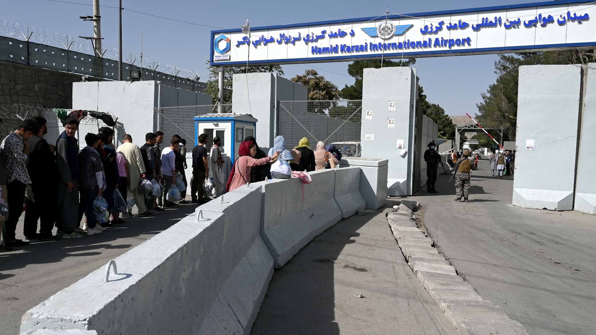 صورة بعنوان: القوات الأميركية تحبط هجوماً إرهابياً لـ"داعش" على مطار كابول 