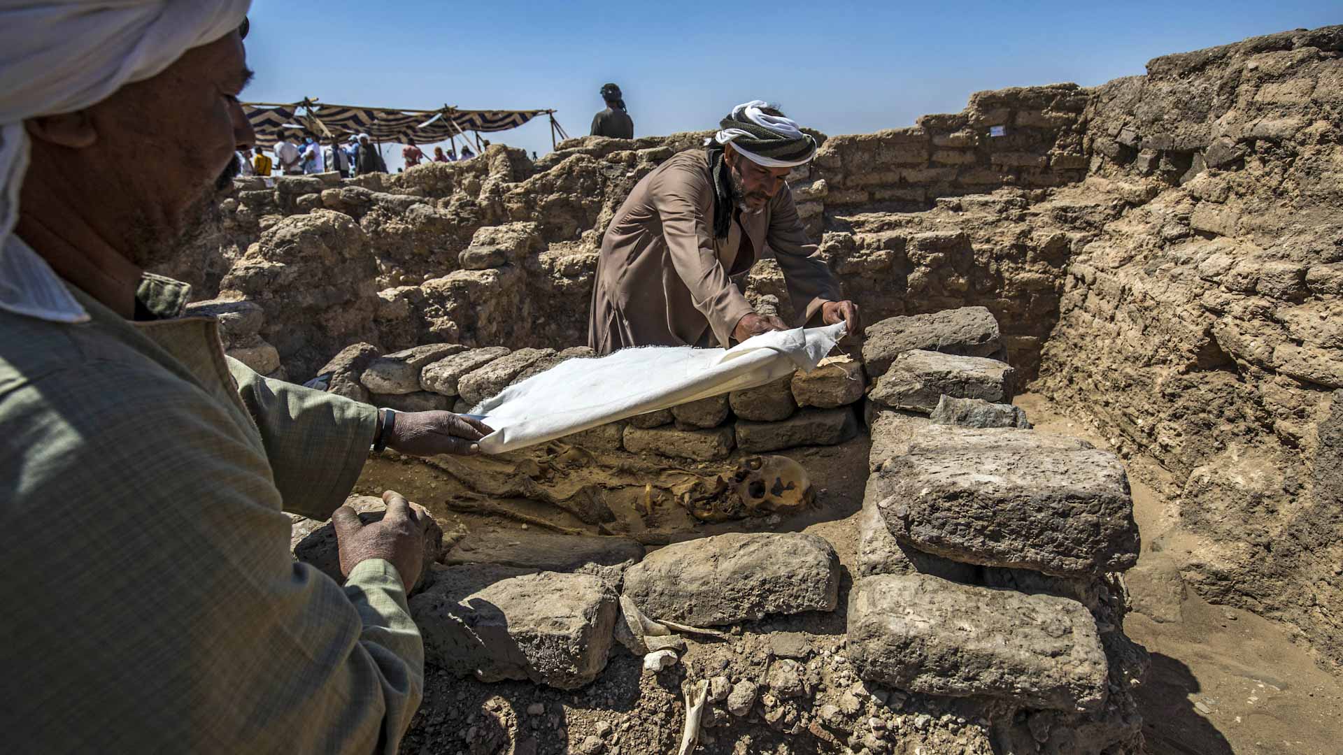 Image for the title: Egypt dig uncovers 2,300-year-old settlement in Alexandria 