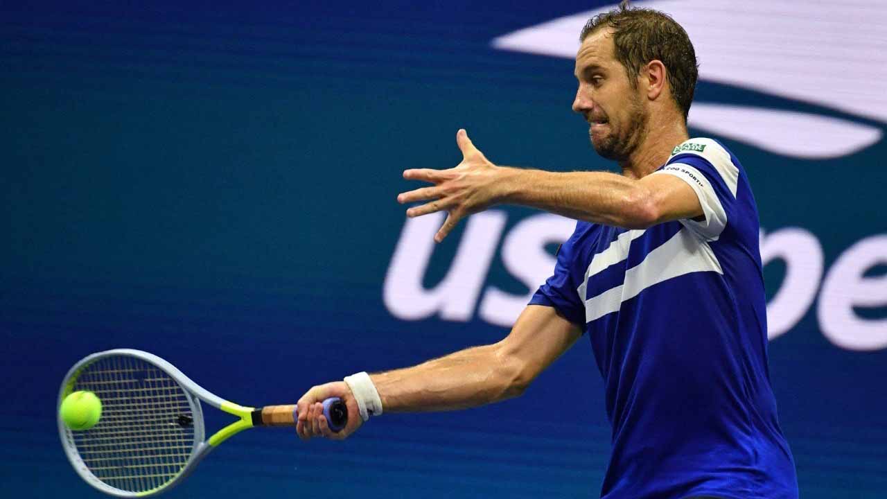 صورة بعنوان: الروسي ميدفيديف يتأهل للدور الـ 2 في بطولة أميركا المفتوحة للتنس  