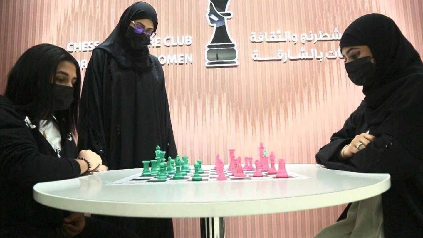 صورة بعنوان: الشطرنج والثقافة للفتيات بالشارقة ينظم بطولة الأسرة العربية السبت 