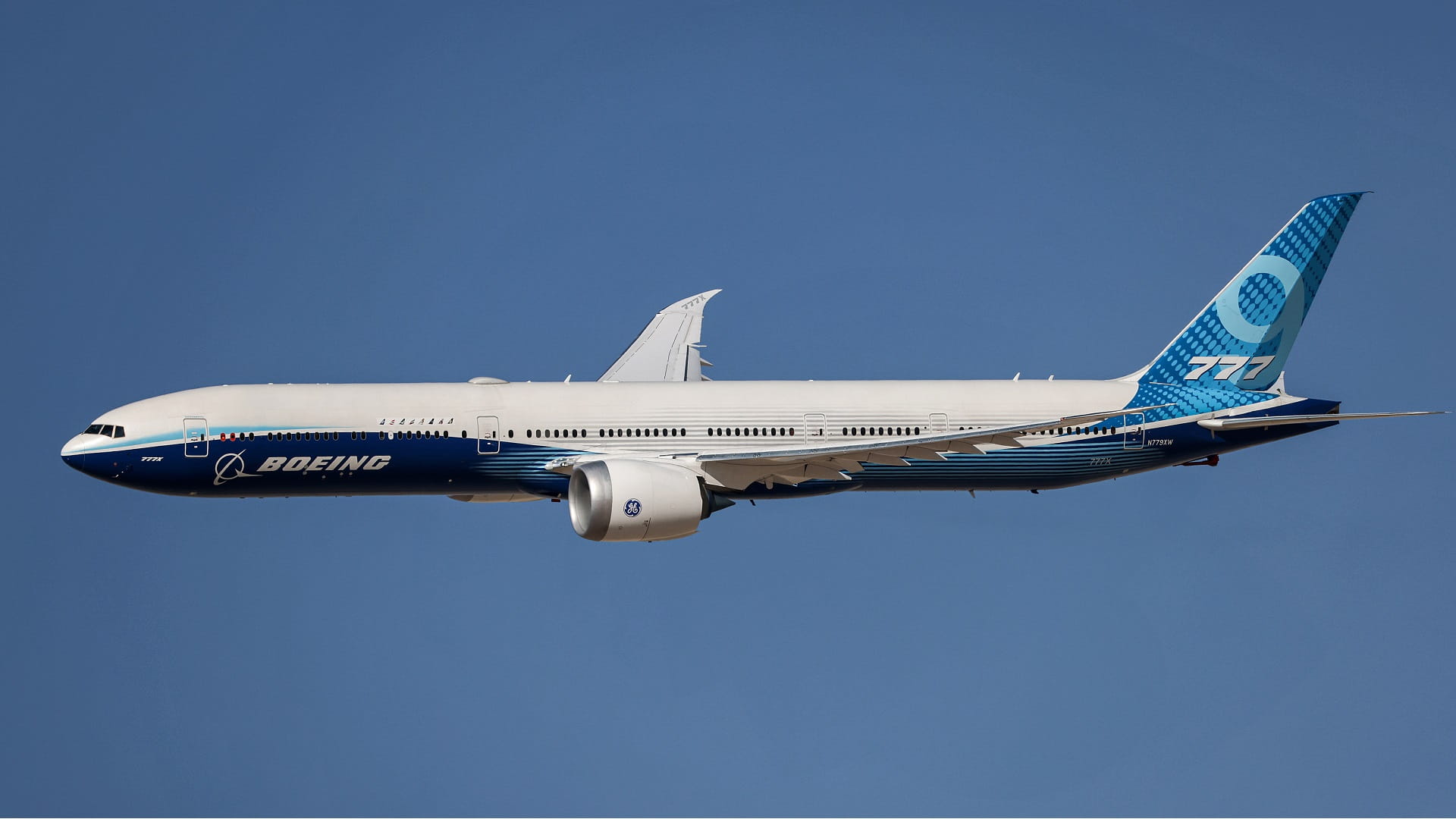 Image for the title: Canada bars Boeing from fighter race 