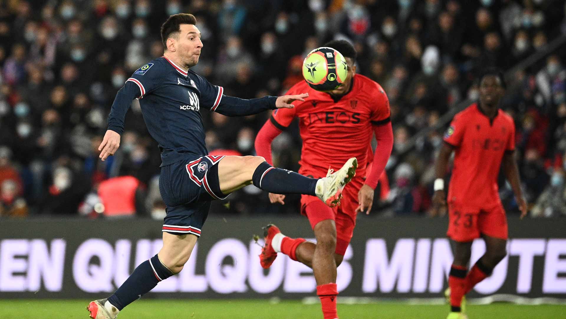 صورة بعنوان: نيس يوقف سلسلة انتصارات سان جيرمان في الدوري الفرنسي 