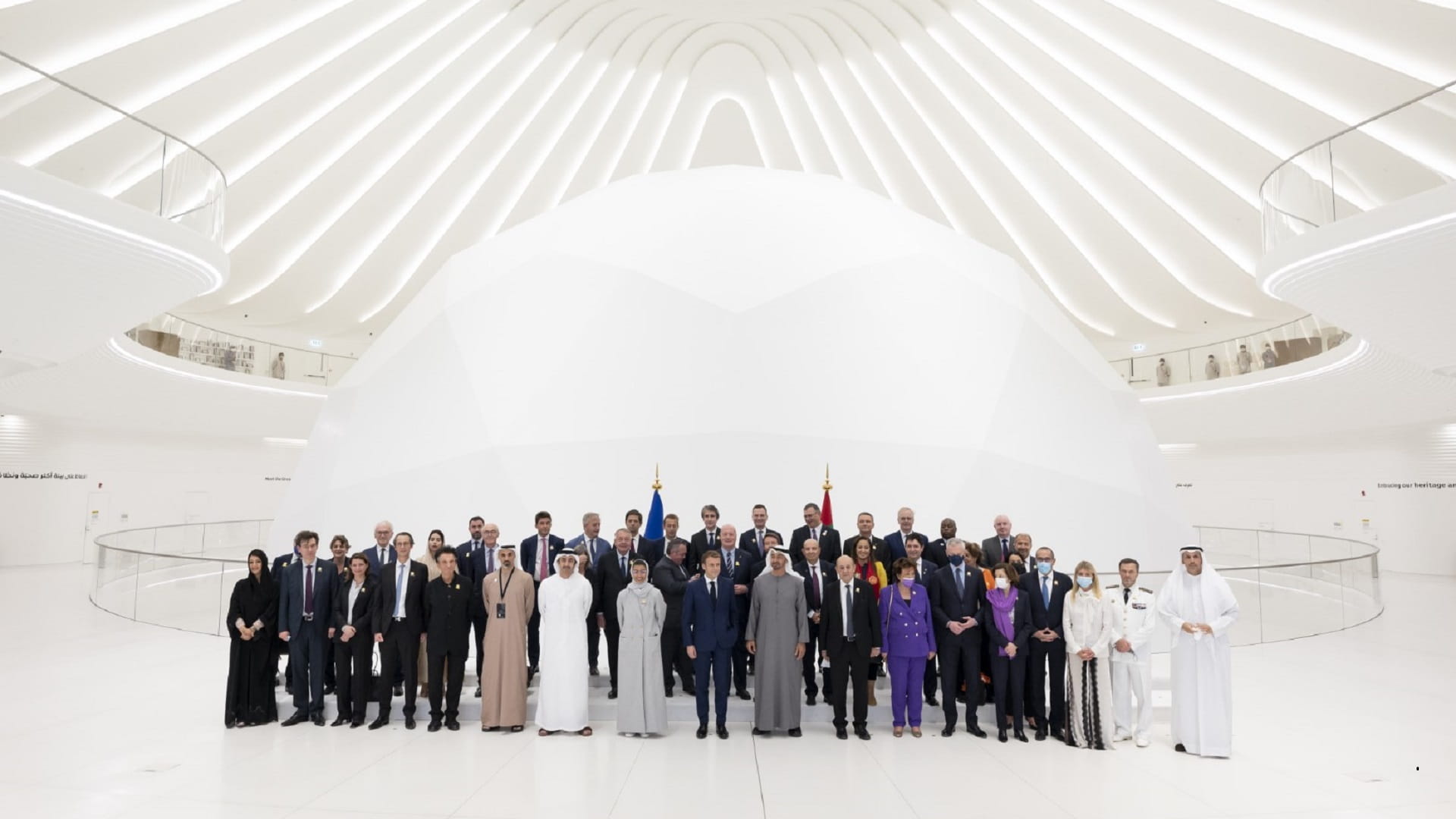 صورة بعنوان: ماكرون: انعقاد إكسبو 2020 دبي في هذه الفترة نجاح كبير للإمارات 