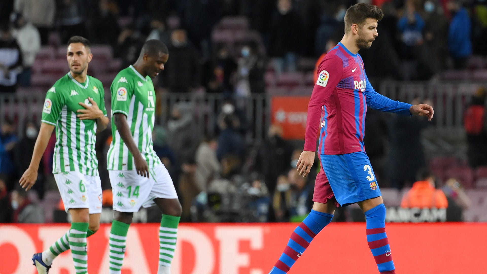 صورة بعنوان: برشلونة يتعثر أمام ريال بيتيس في الدوري الإسباني  