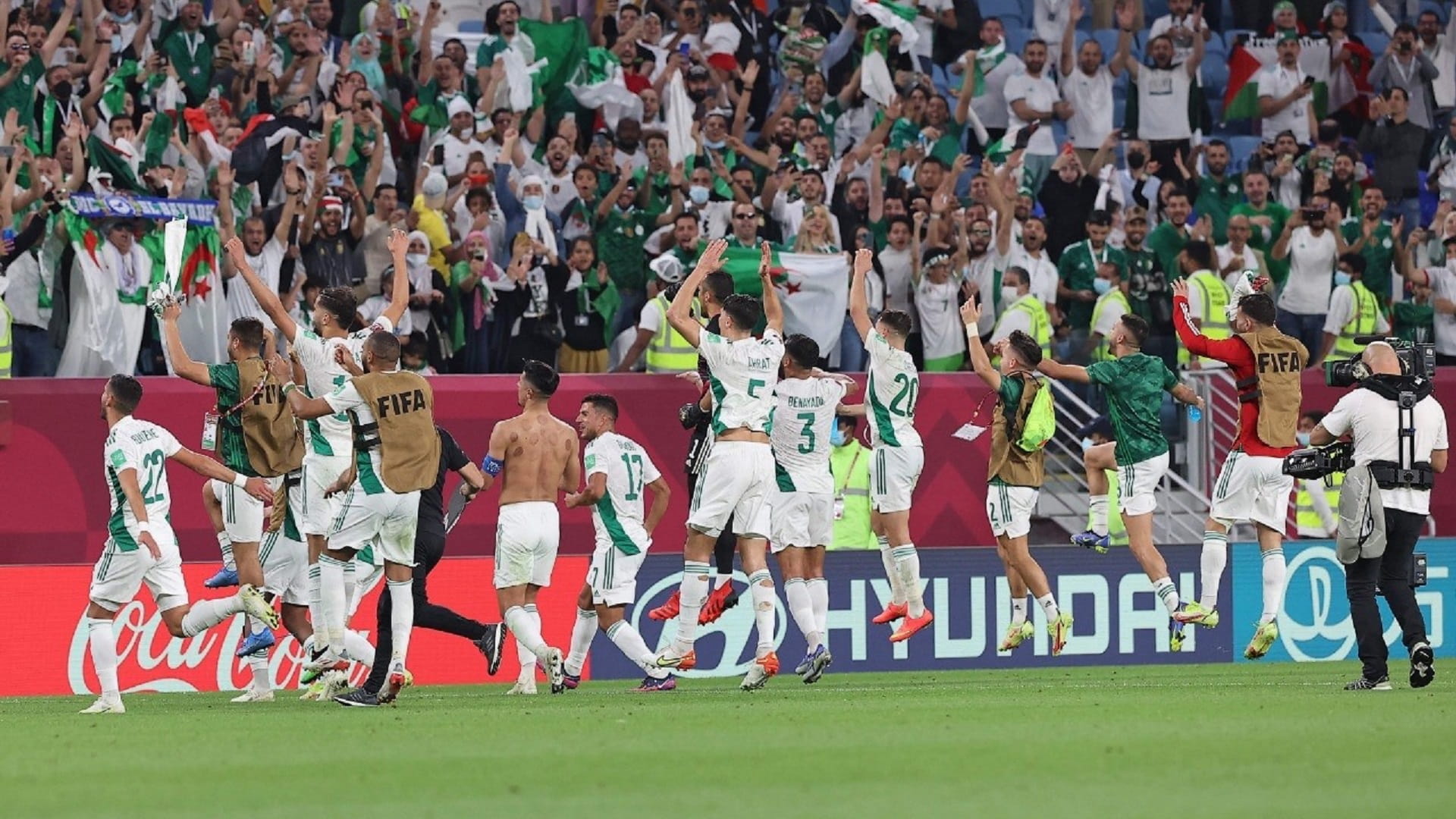 صورة بعنوان: منتخب الجزائر يهزم لبنان ويقترب من التأهل لربع نهائي كأس العرب 