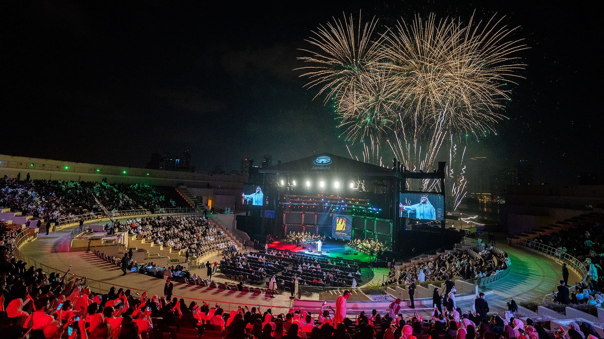 صورة بعنوان: حسين الجسمي يحتفل بعيد الاتحاد الـ50 عشقاً وشوقاً وفخراً بالوطن 