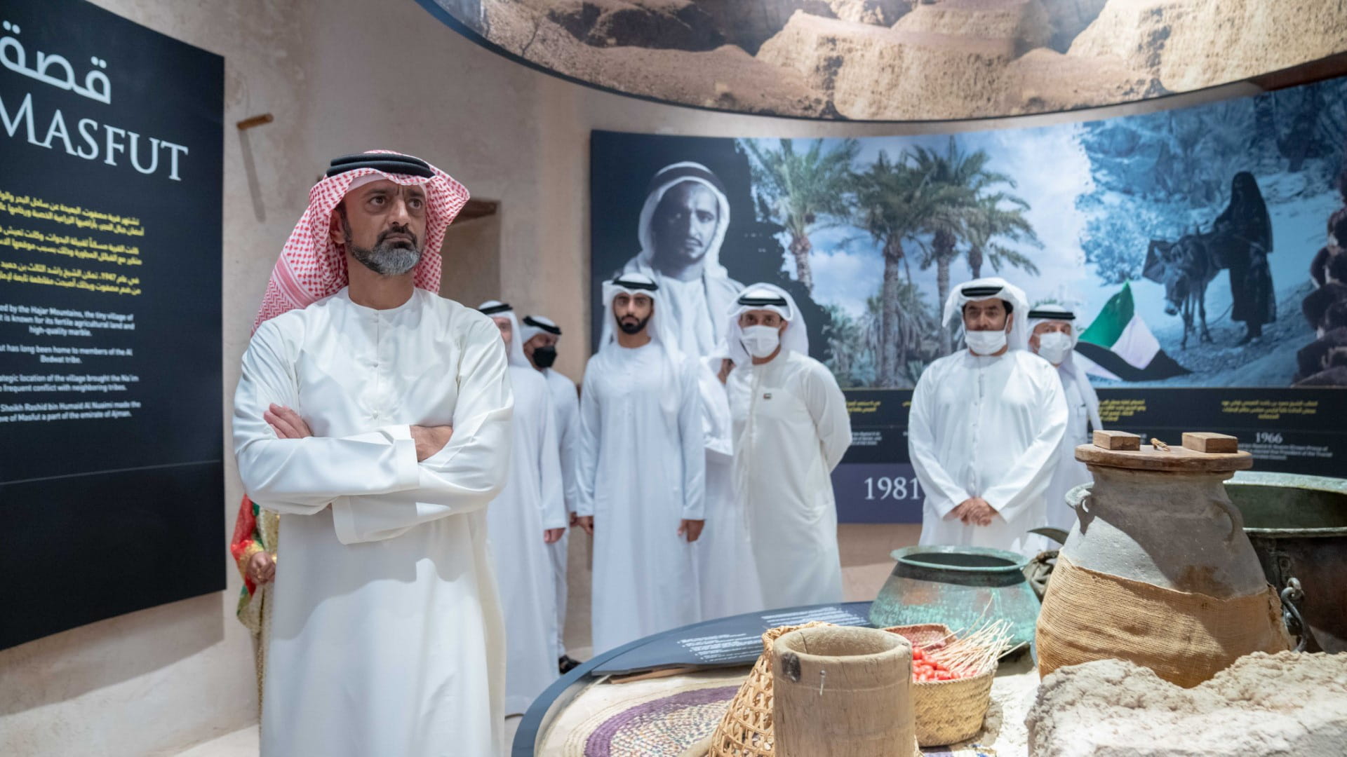 صورة بعنوان: تزامناً مع احتفالات "عيد الـ 50 ".. عمار النعيمي يفتتح متحف مصفوت 