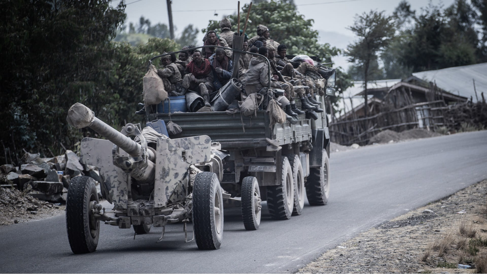 Image for the title: Ethiopia govt claims recapture of key towns Dessie, Kombolcha 