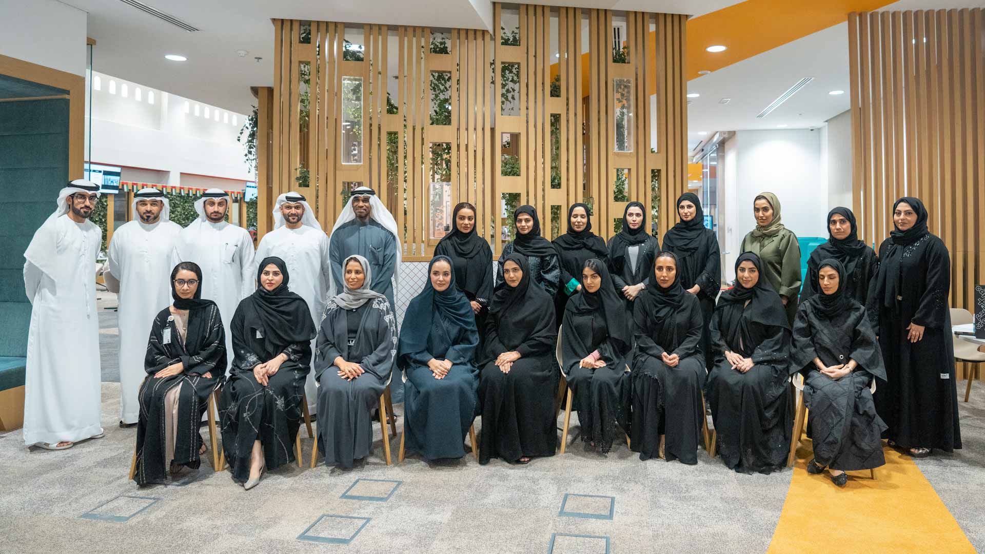 صورة بعنوان: "المكتب الإعلامي" بالشارقة يدعم مهارات أعضاء شبكة الاتصال الحكومي 