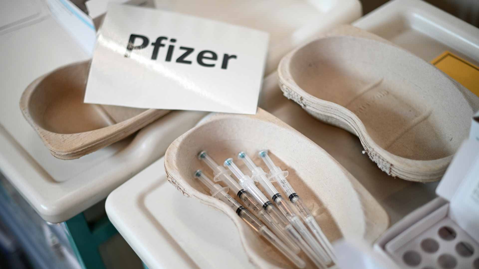Image for the title: Study suggests Pfizer may only partially protect against Omicron 